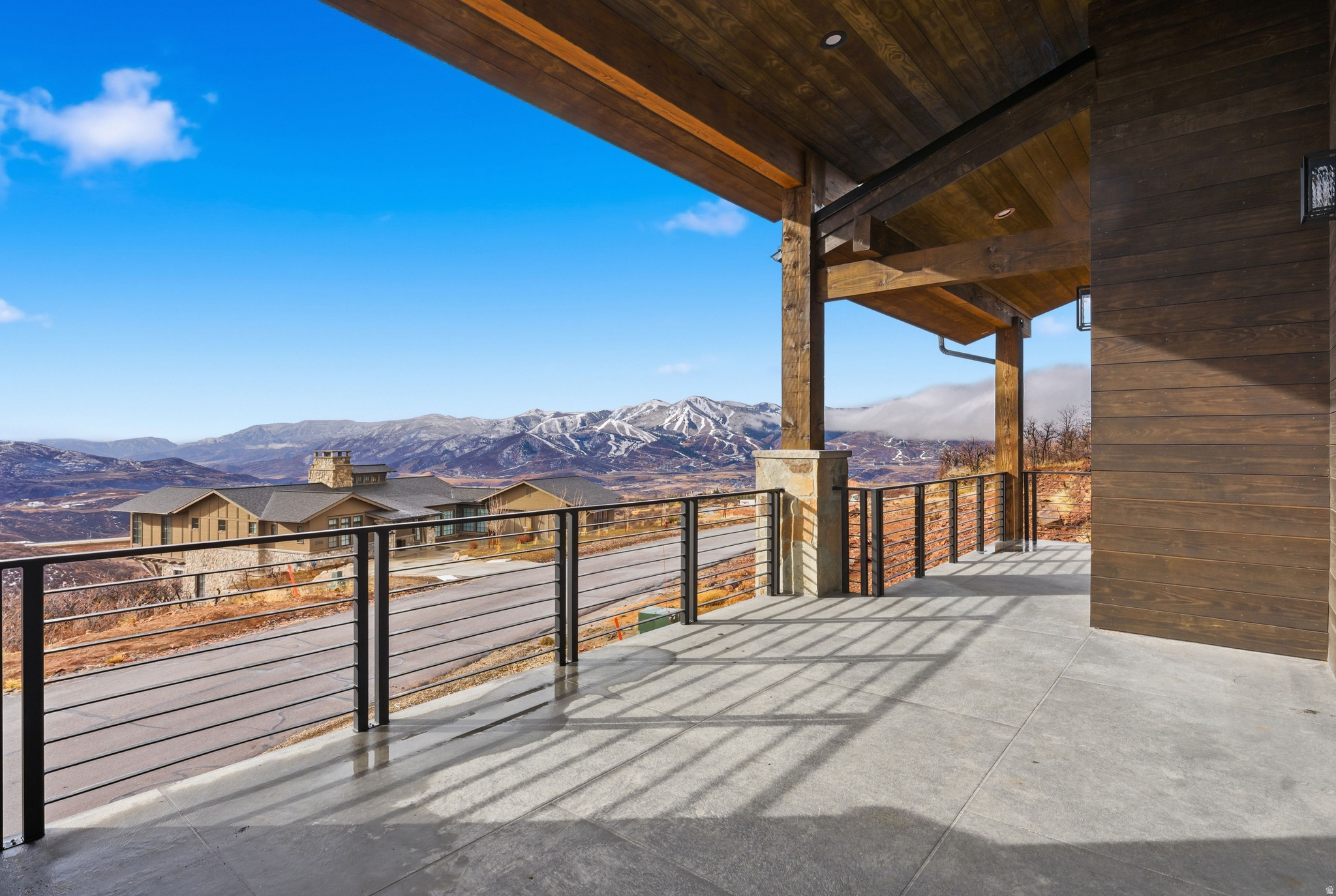 GOLDEN EAGLE - Residential