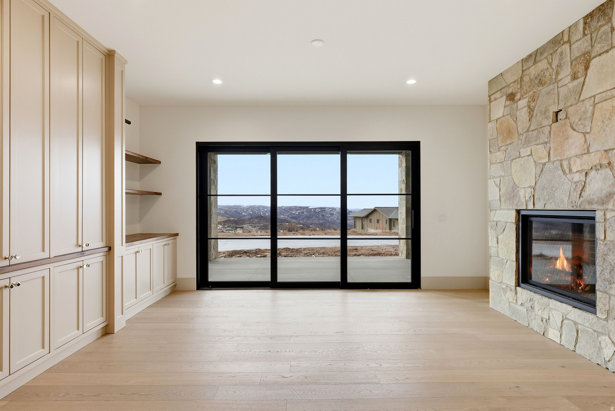 GOLDEN EAGLE - Residential