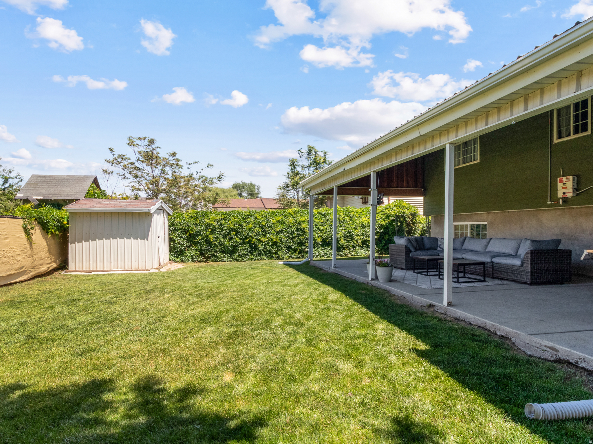 MEADOWS - Residential
