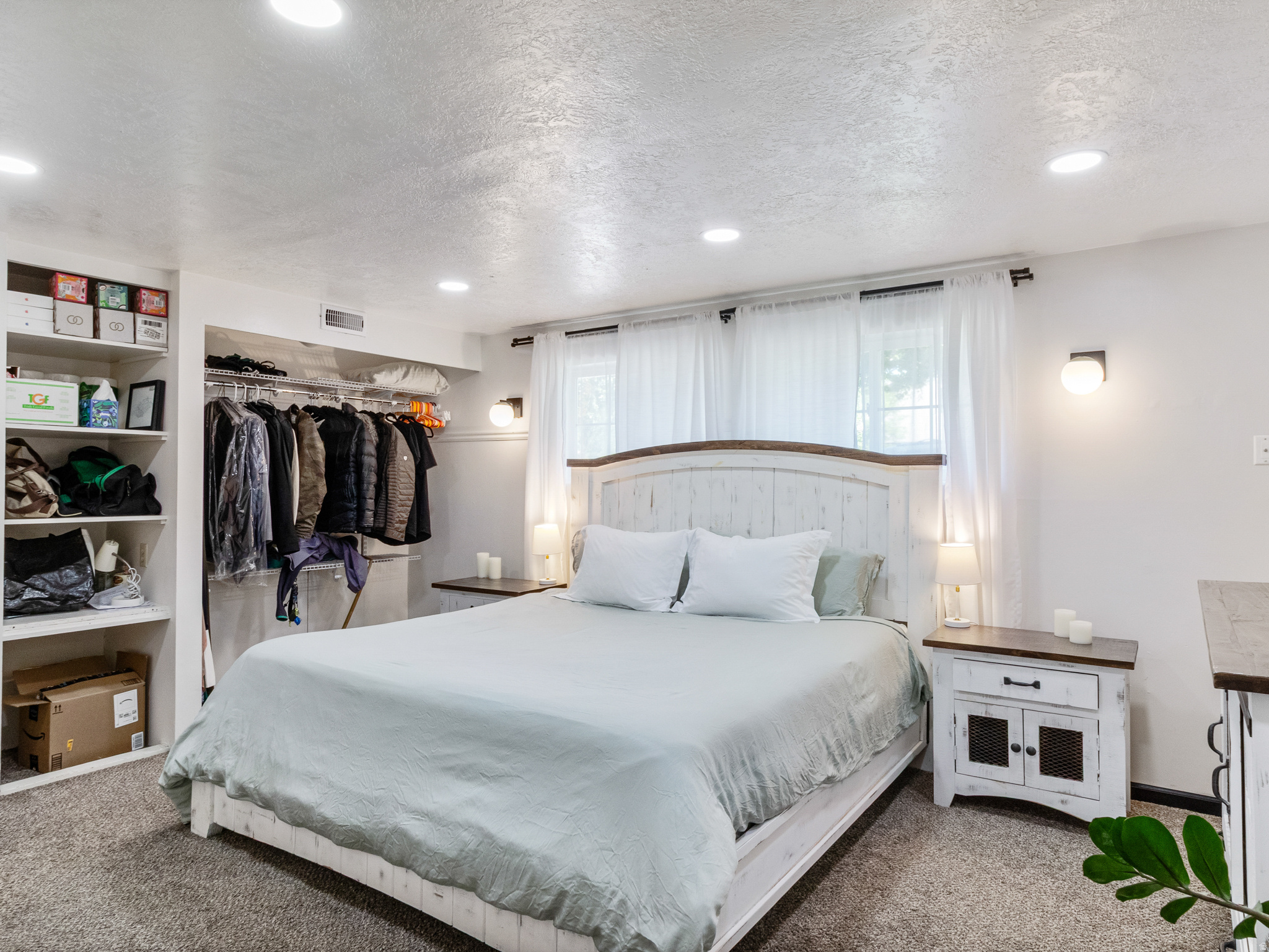 MEADOWS - Residential