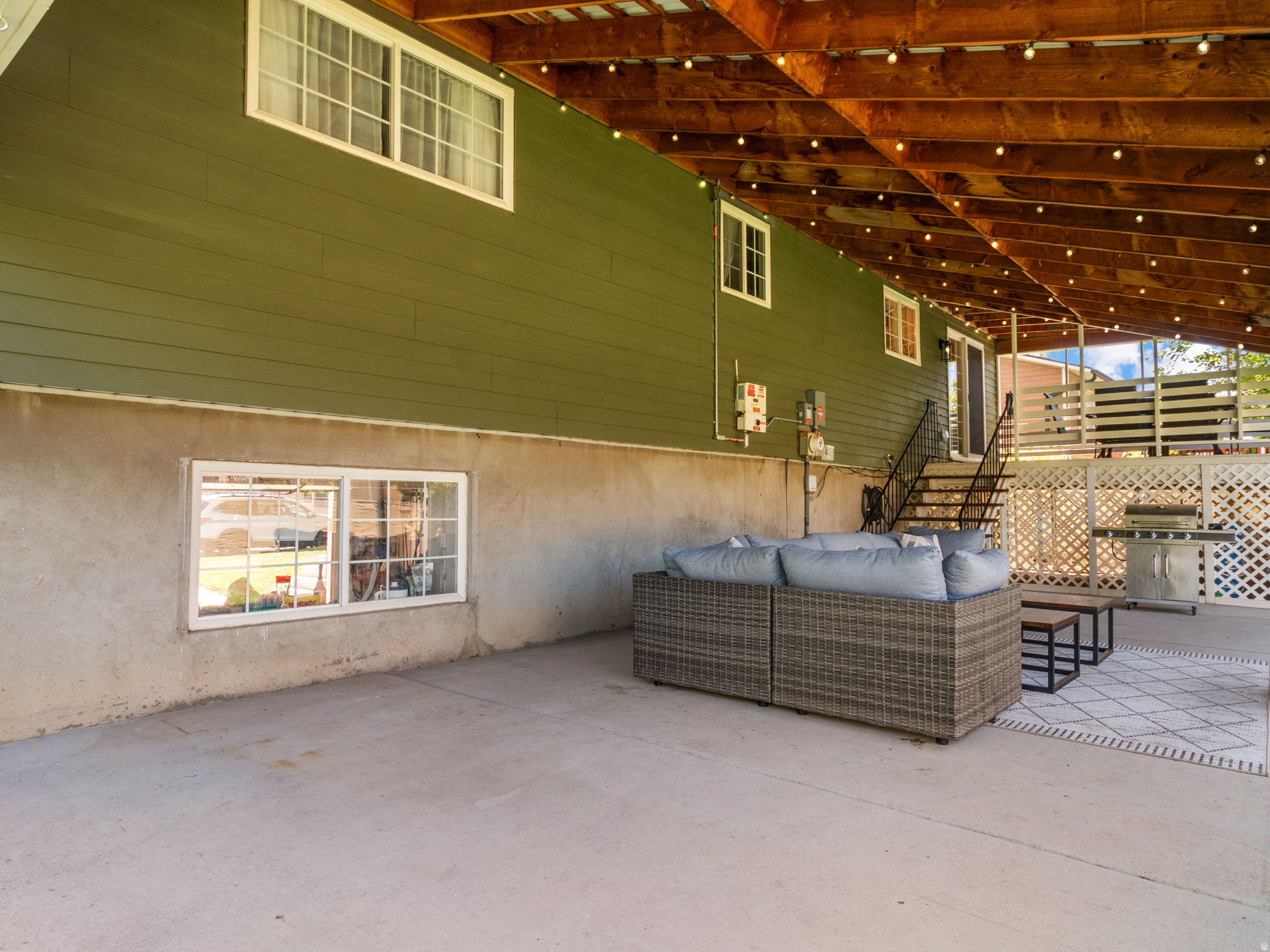 MEADOWS - Residential