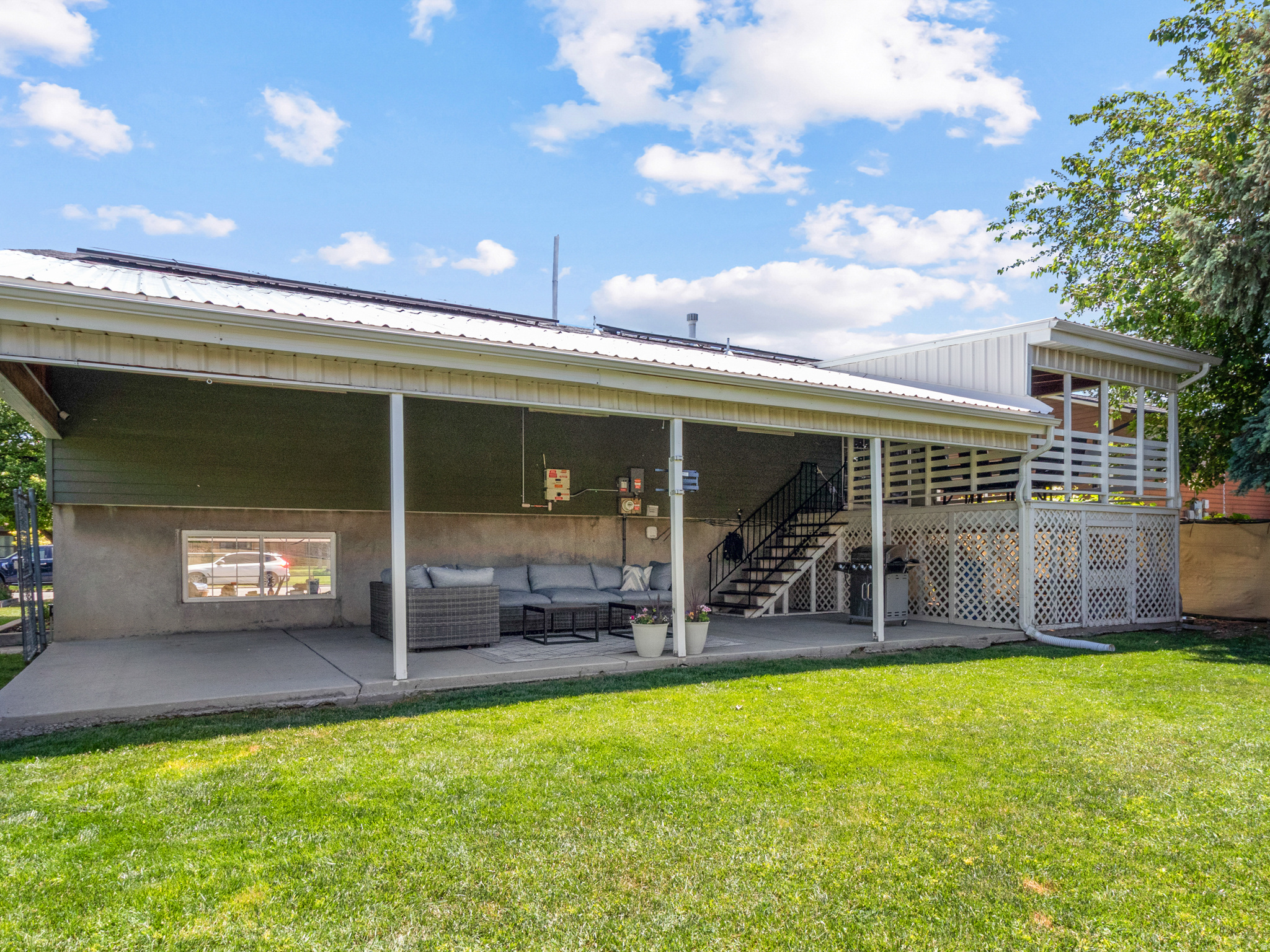 MEADOWS - Residential