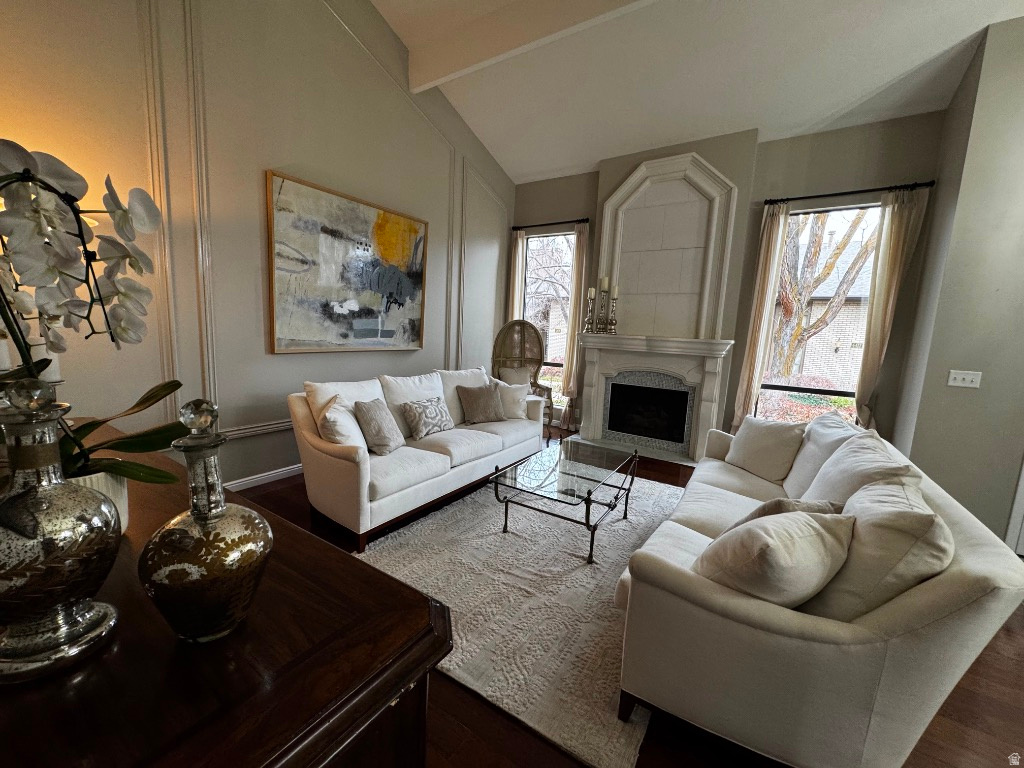 BROOKSTONE - Residential