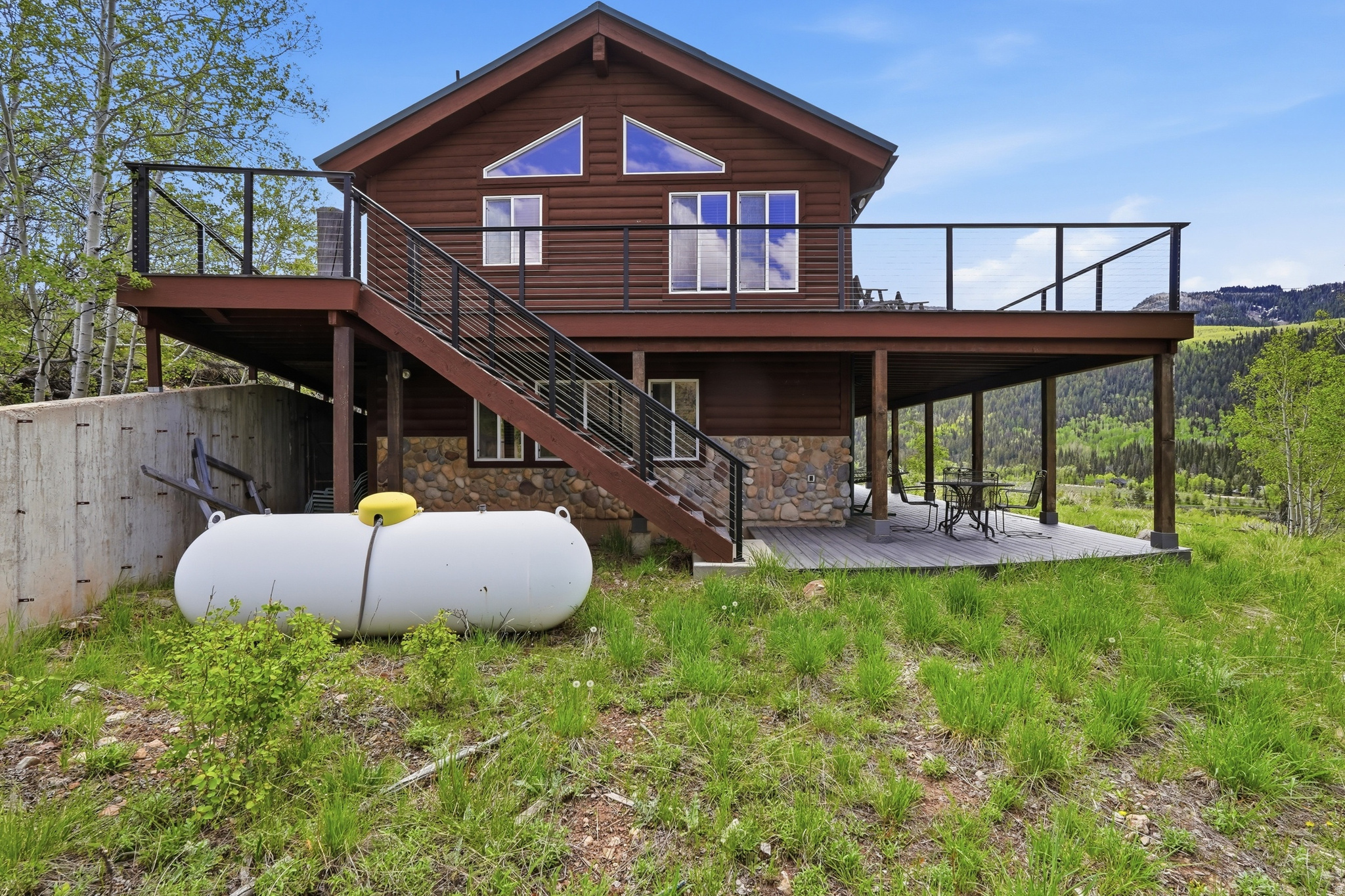 BEAVER SPRINGS RANCHEROS - Residential