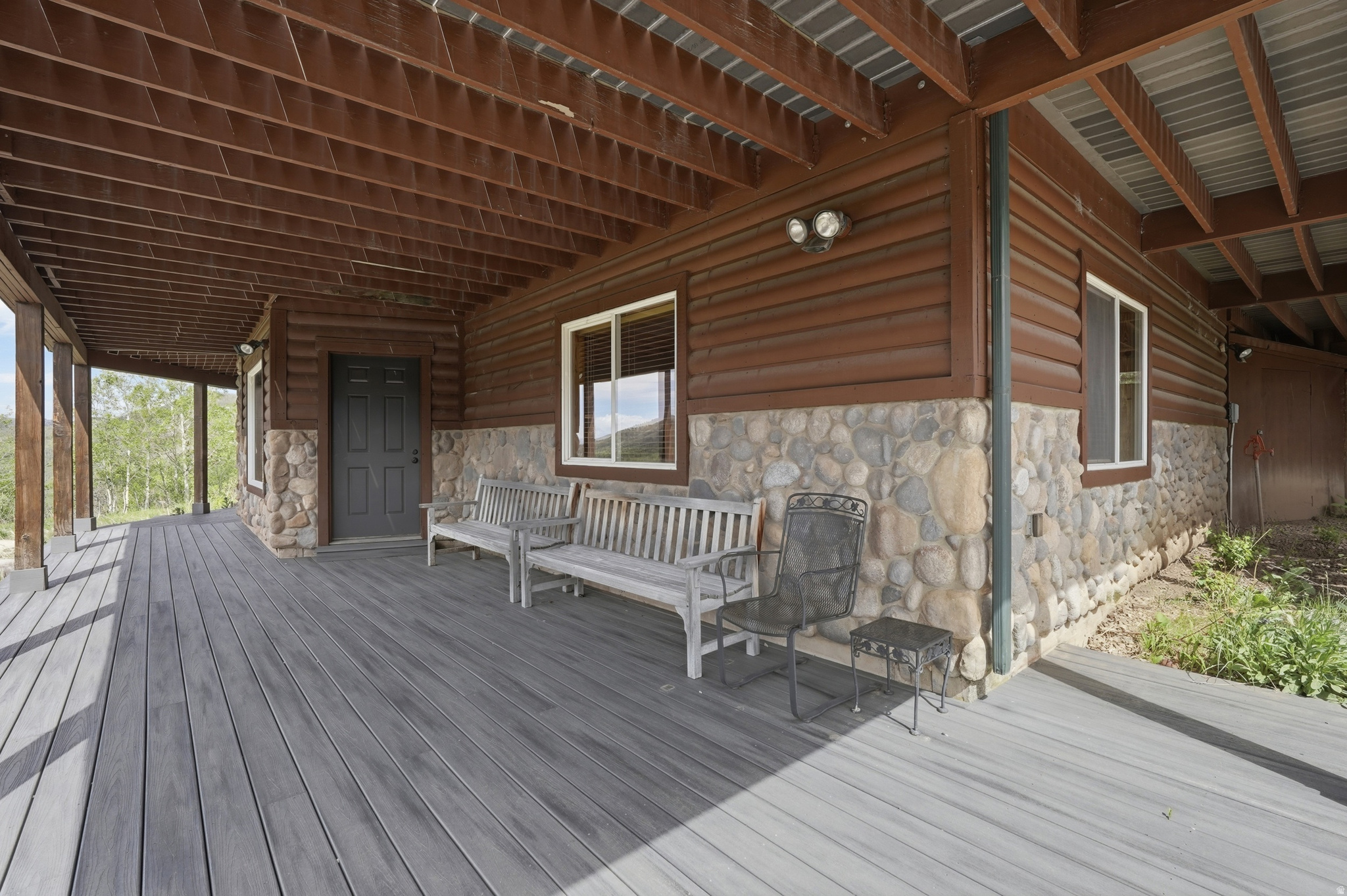 BEAVER SPRINGS RANCHEROS - Residential
