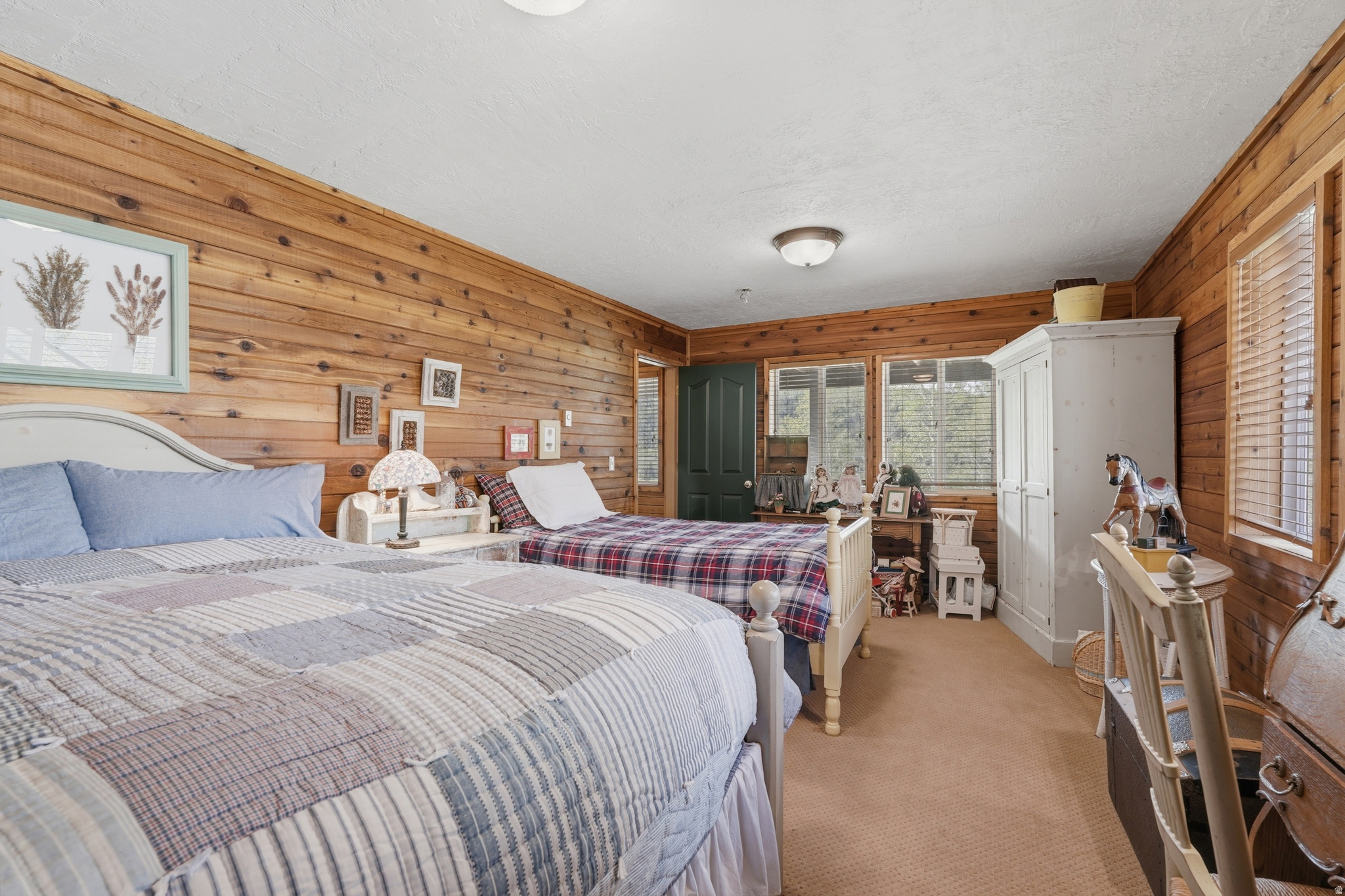 BEAVER SPRINGS RANCHEROS - Residential