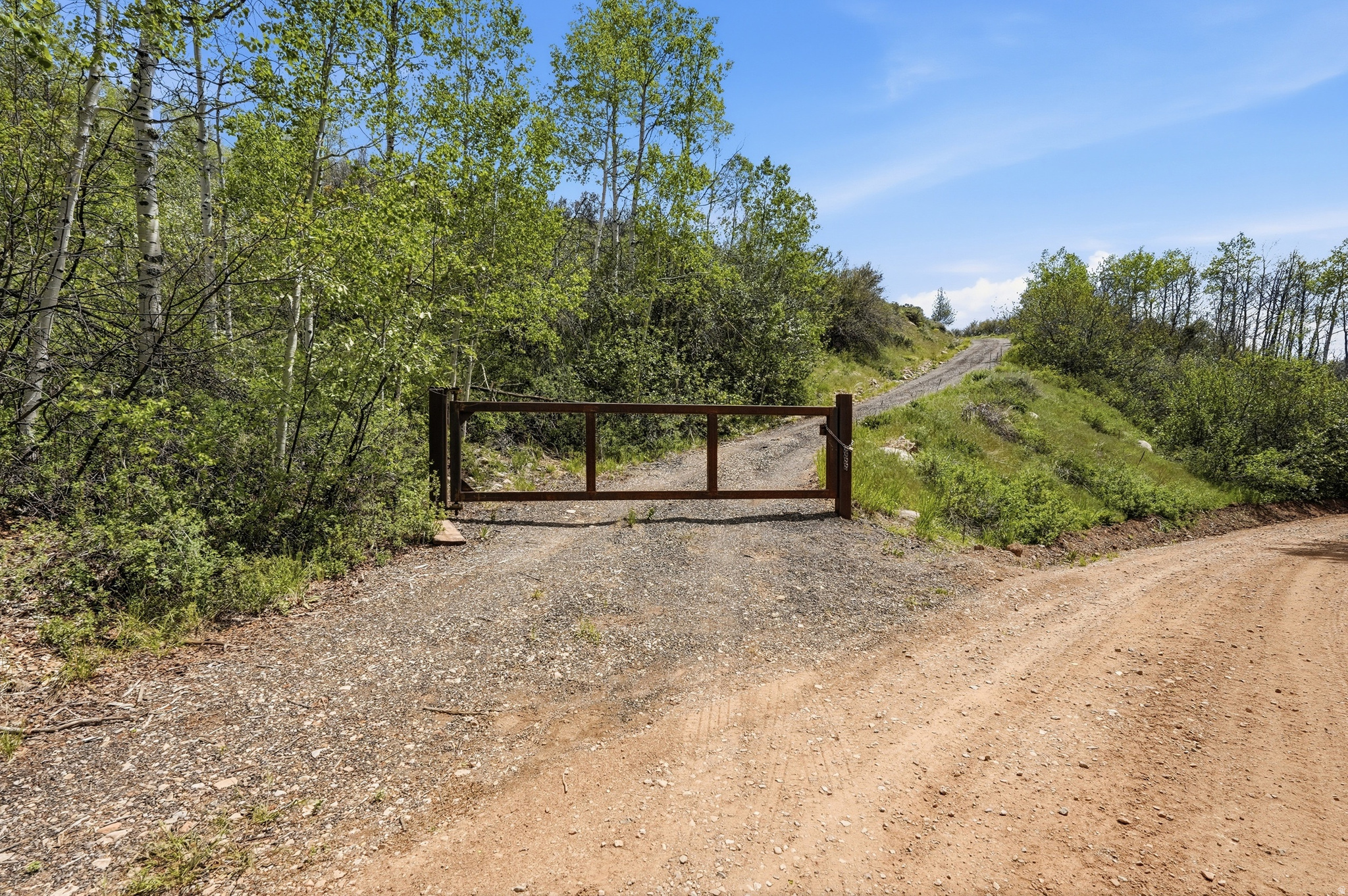 BEAVER SPRINGS RANCHEROS - Residential