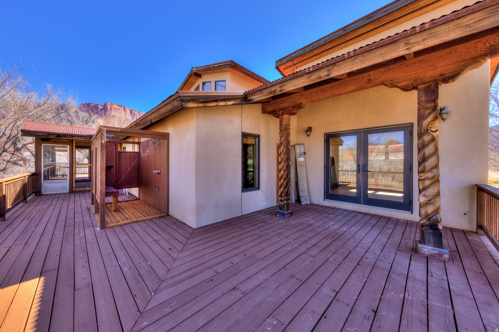 CASTLE VALLEY RIVER RANCHOS - Residential