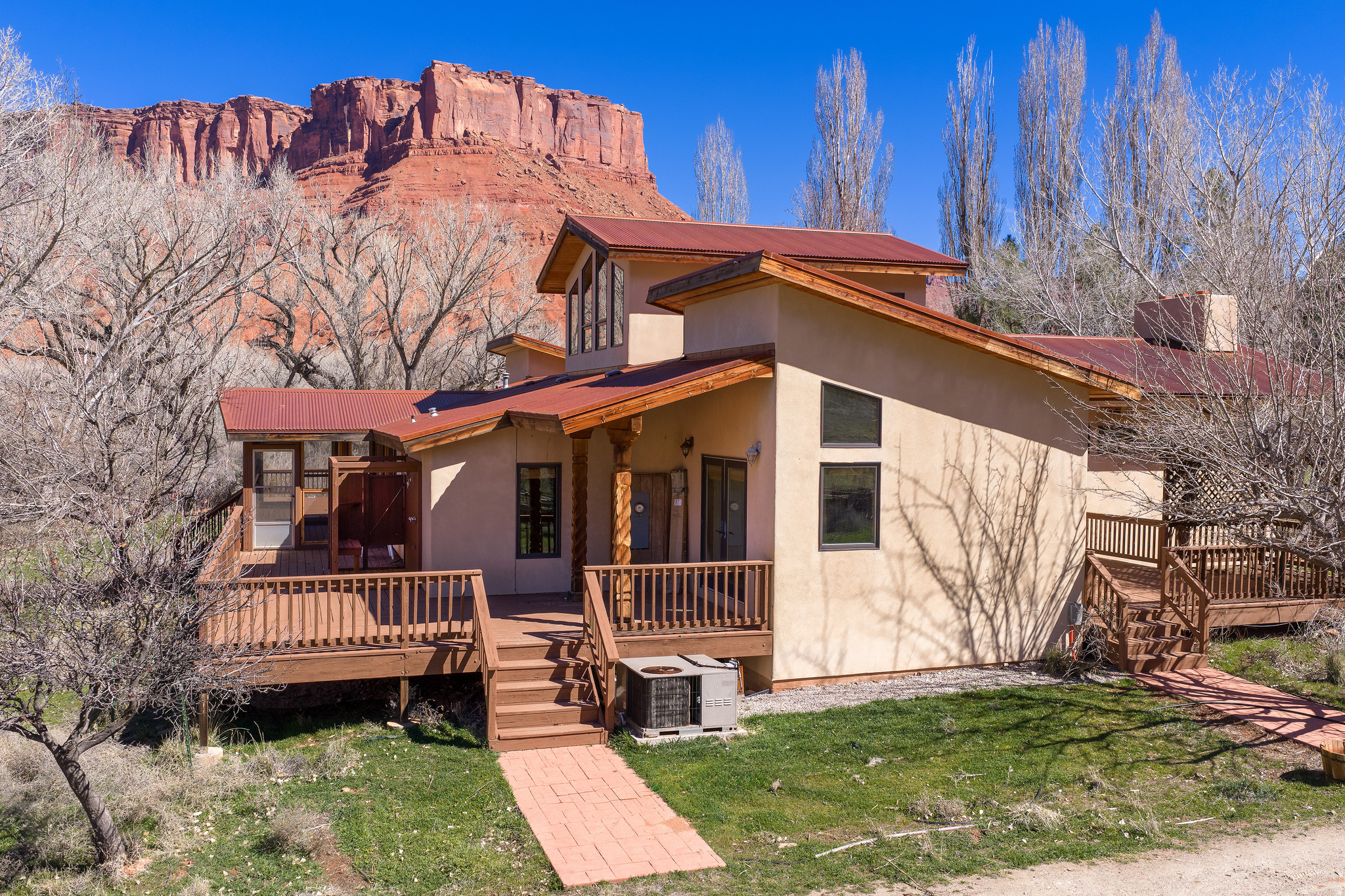 CASTLE VALLEY RIVER RANCHOS - Residential