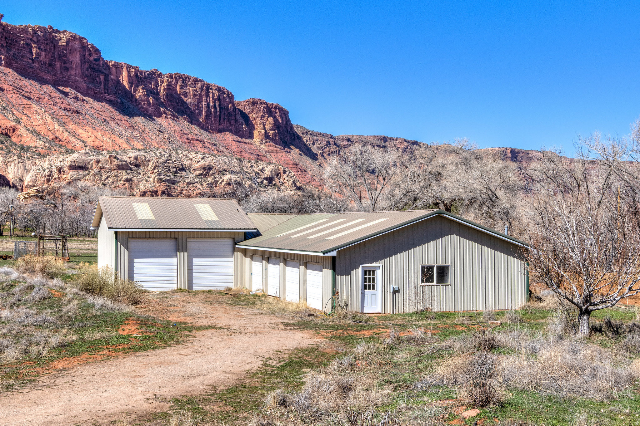 CASTLE VALLEY RIVER RANCHOS - Residential