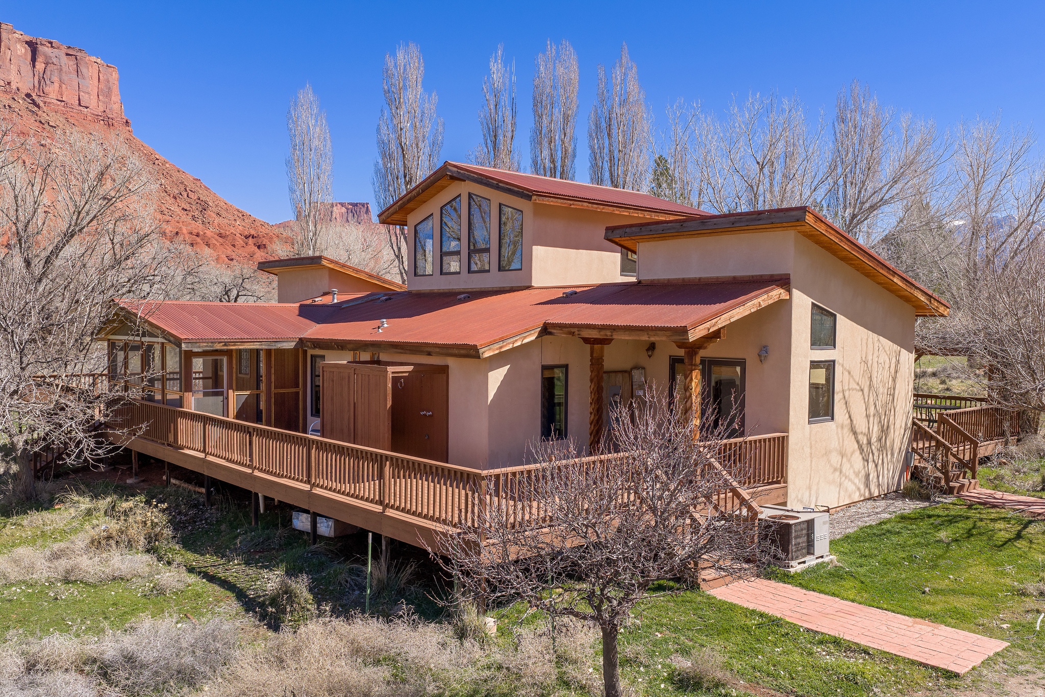 CASTLE VALLEY RIVER RANCHOS - Residential