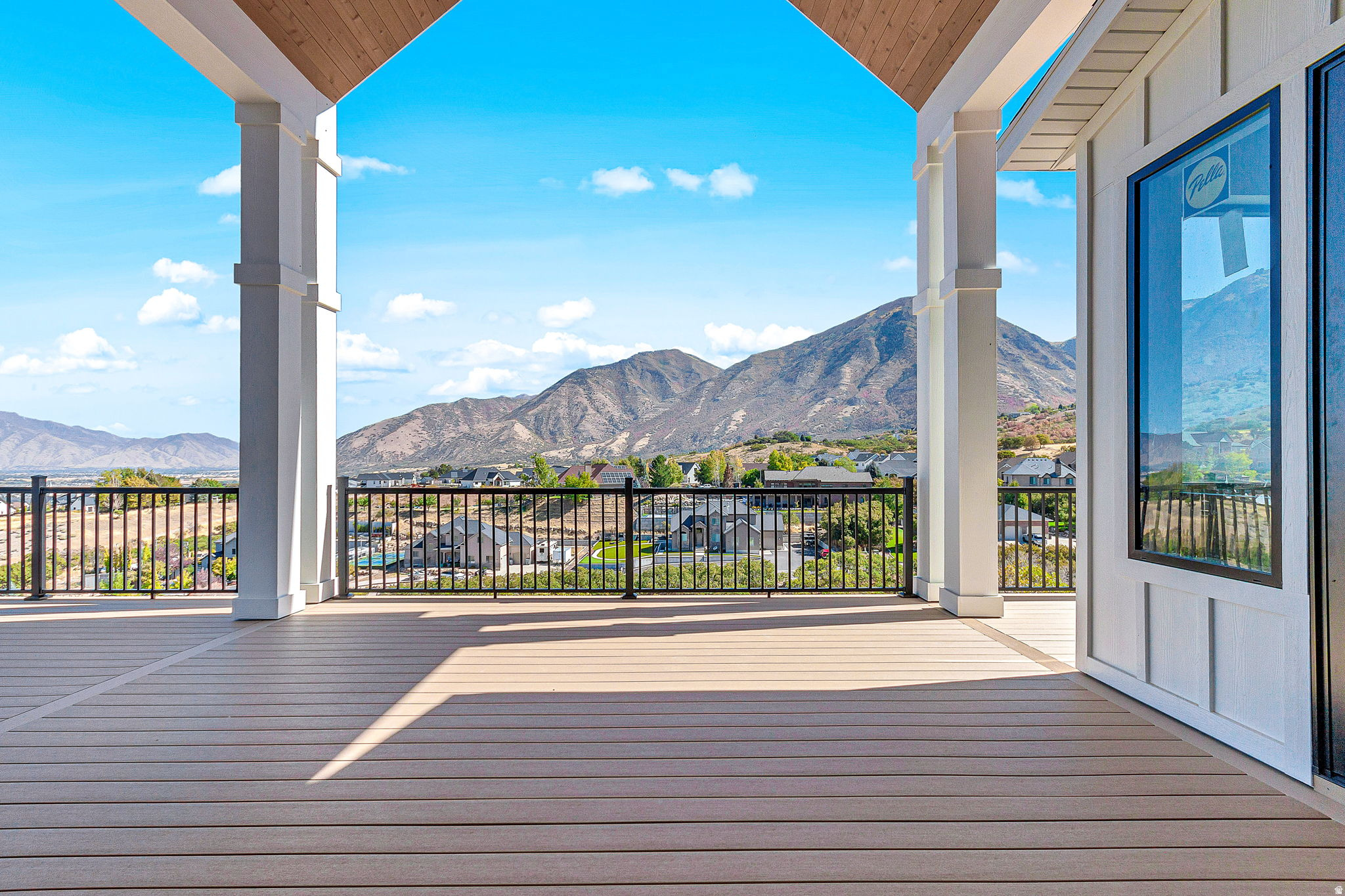 RIDGE - Residential