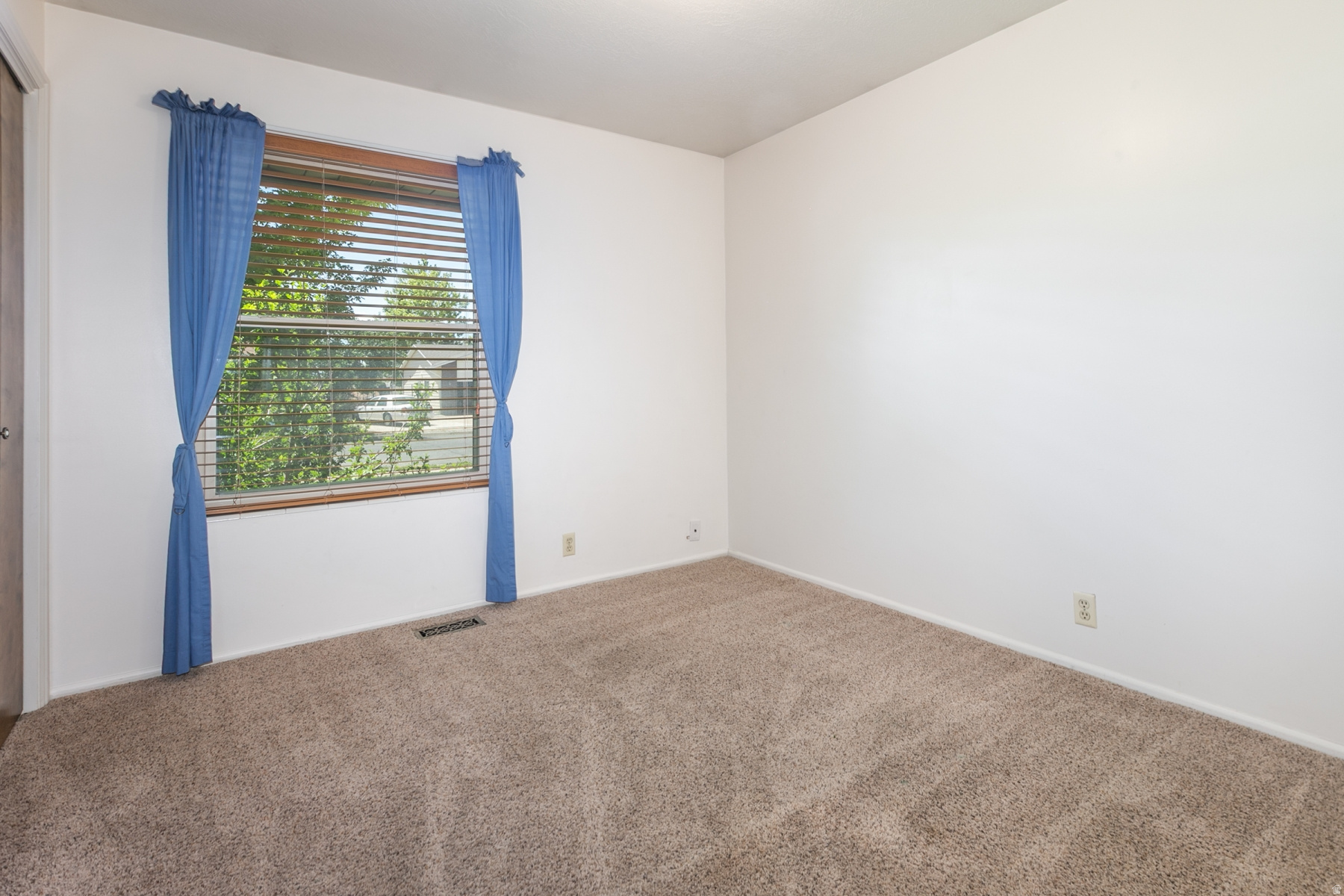 ALTA ACRES SUB - Residential