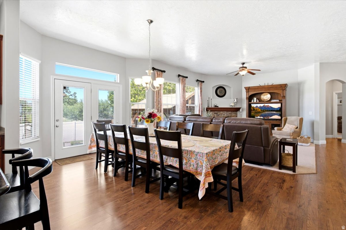 CRYSTAL CREEK - Residential