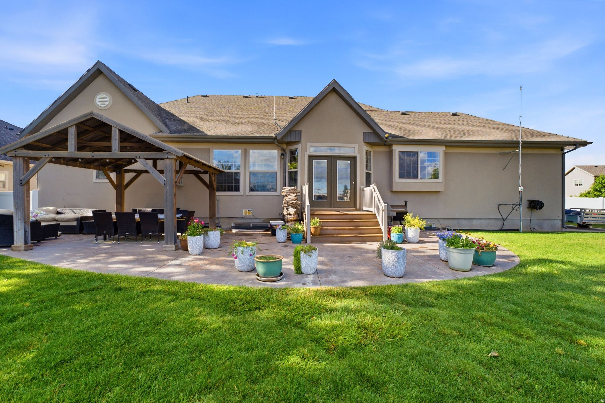 CRYSTAL CREEK - Residential