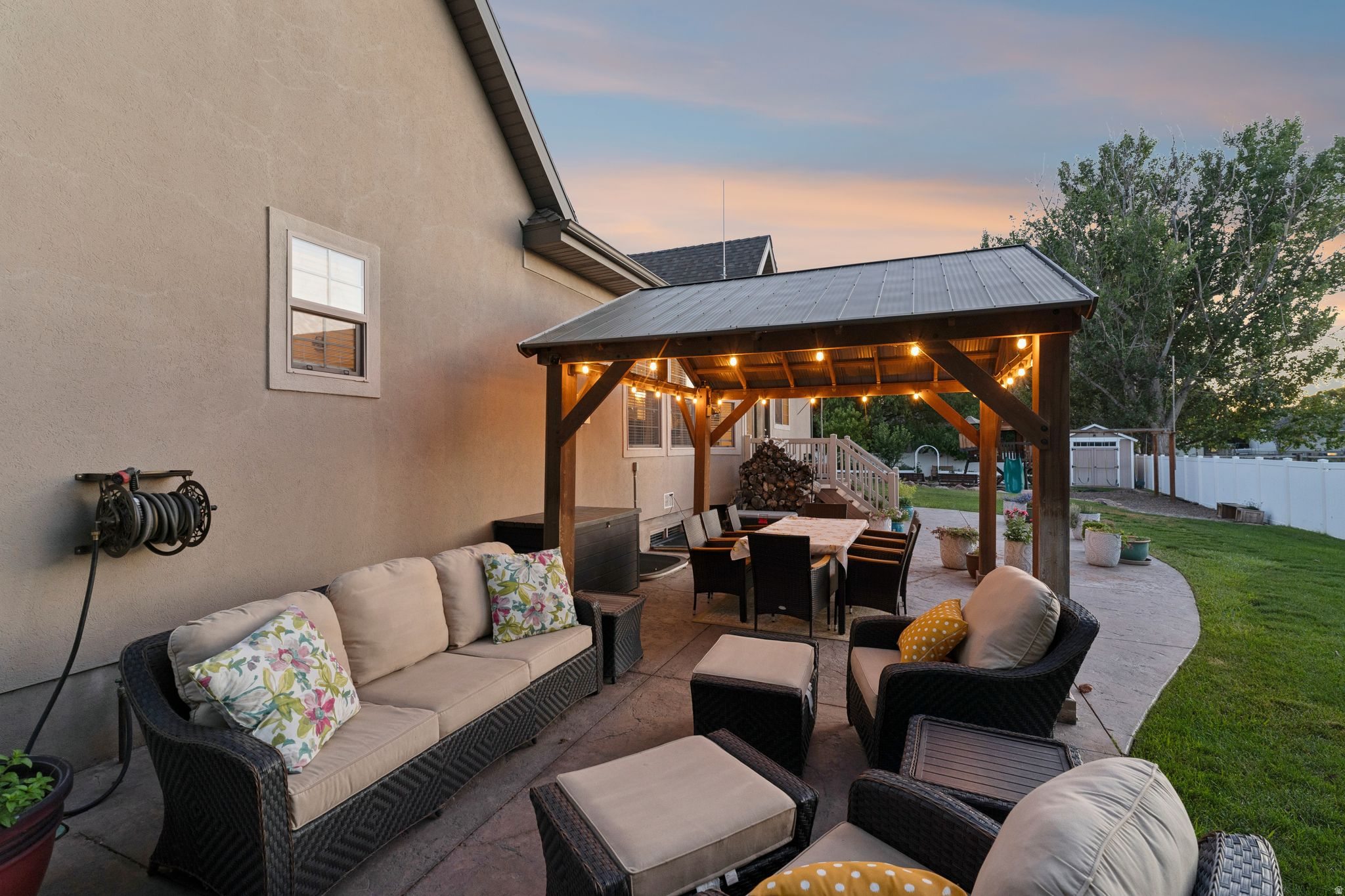 CRYSTAL CREEK - Residential