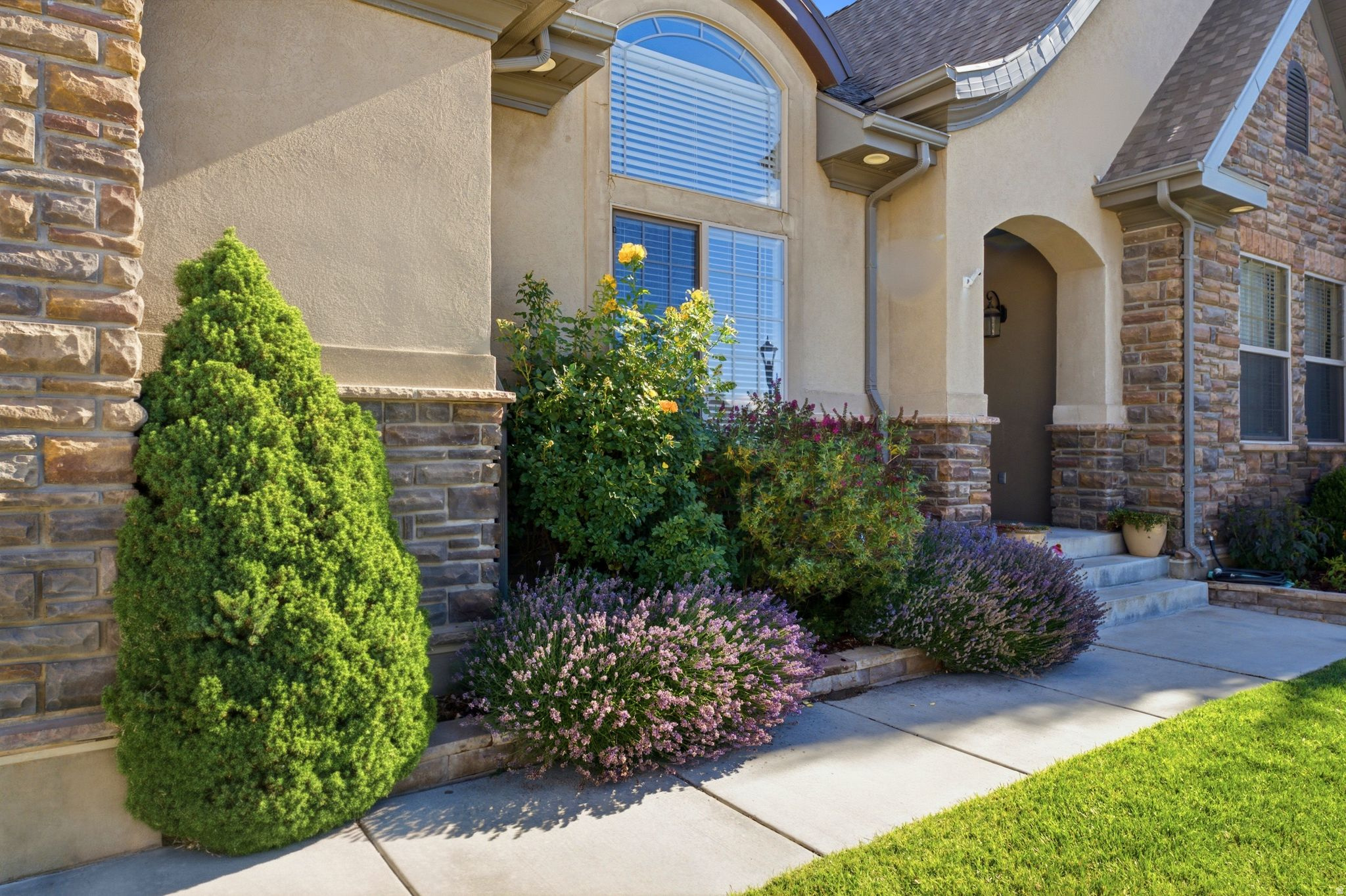CRYSTAL CREEK - Residential