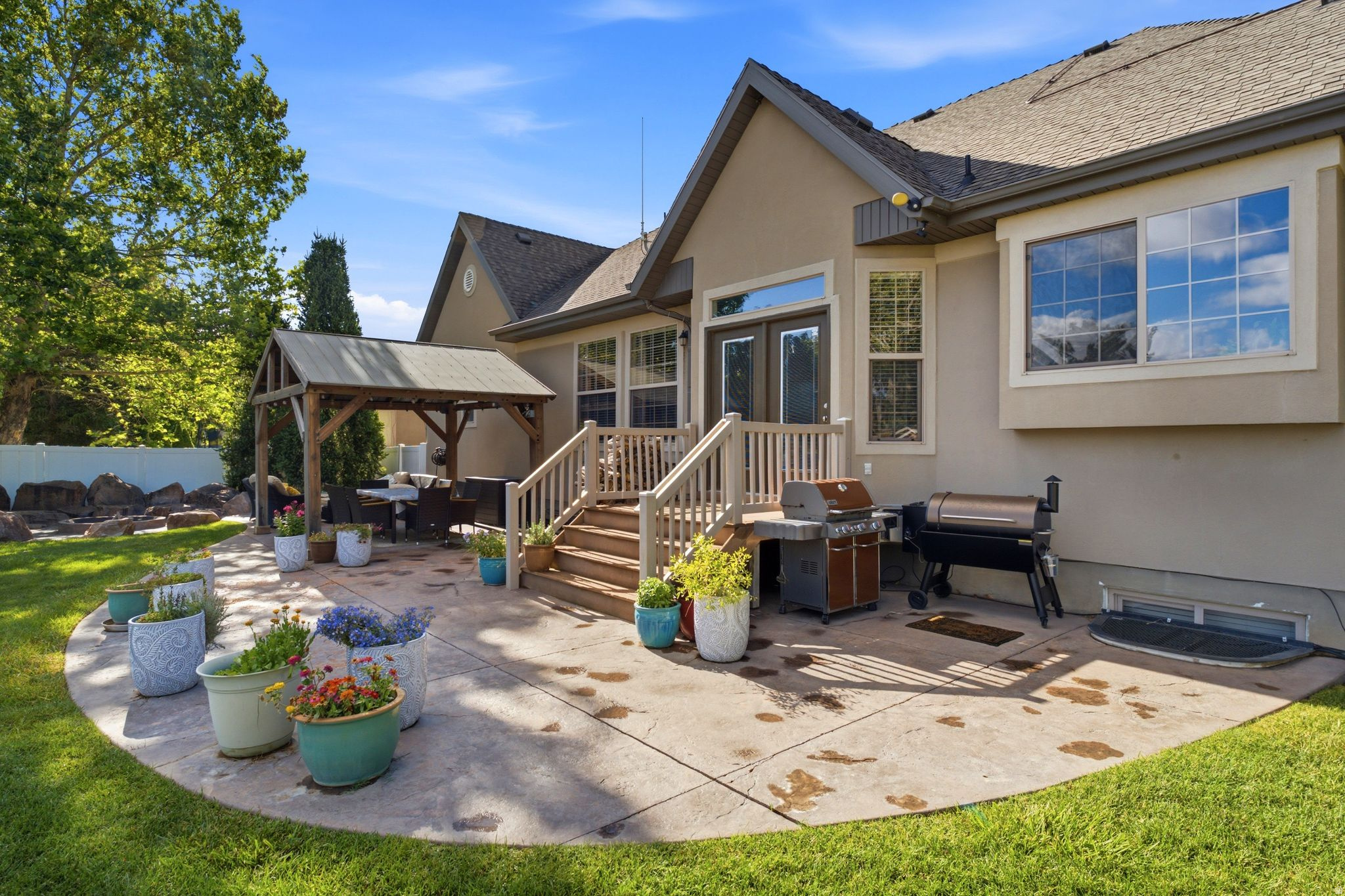 CRYSTAL CREEK - Residential
