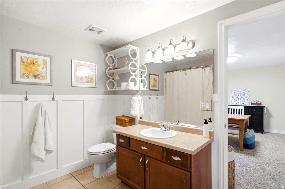 CRYSTAL CREEK - Residential