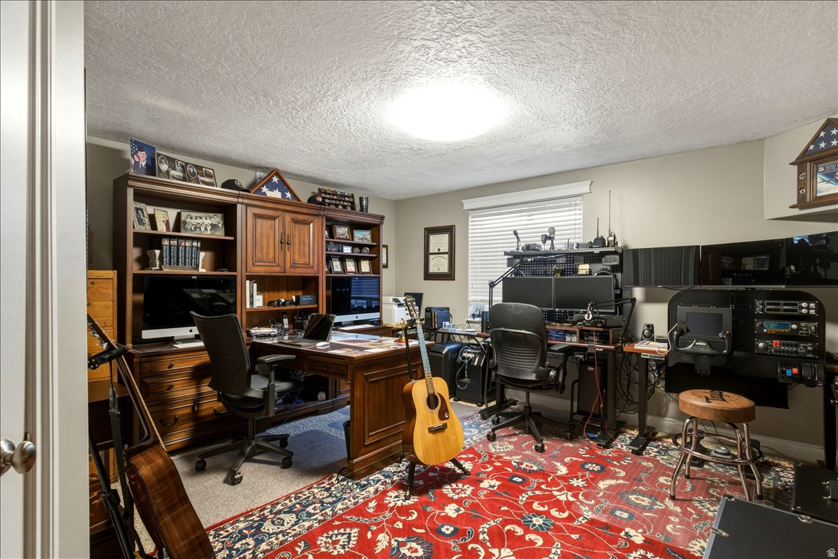 CRYSTAL CREEK - Residential