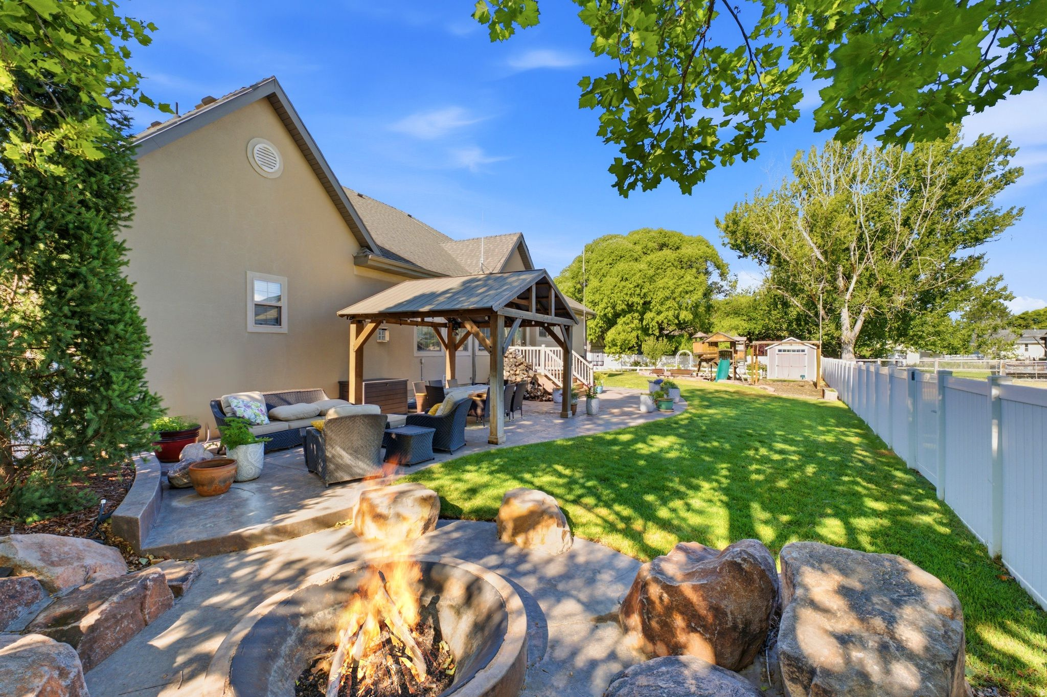 CRYSTAL CREEK - Residential