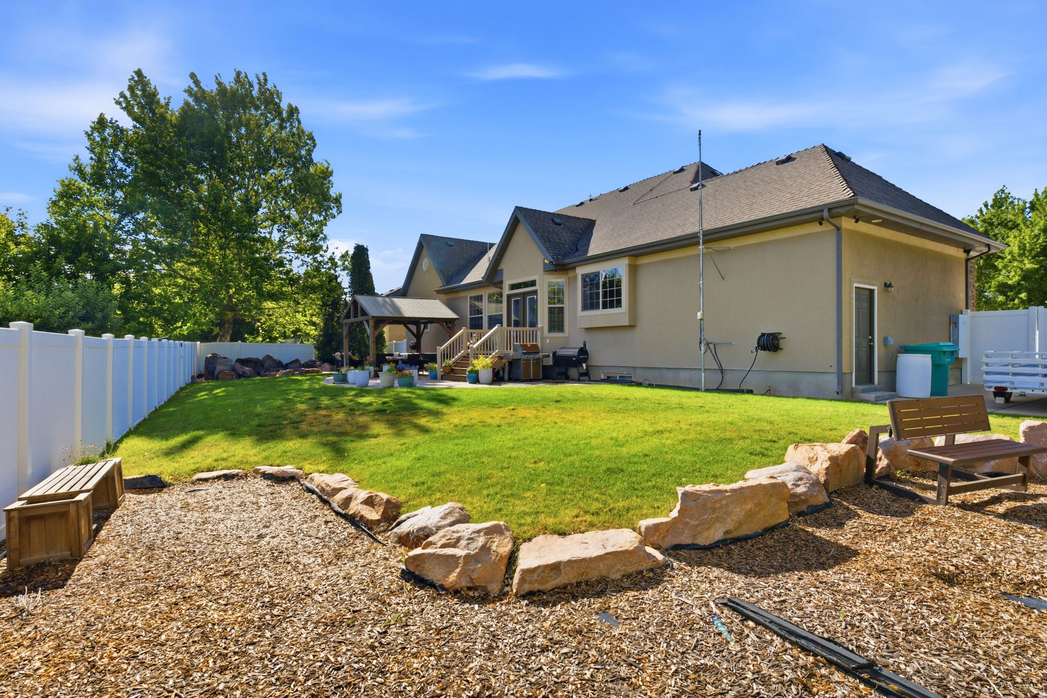 CRYSTAL CREEK - Residential