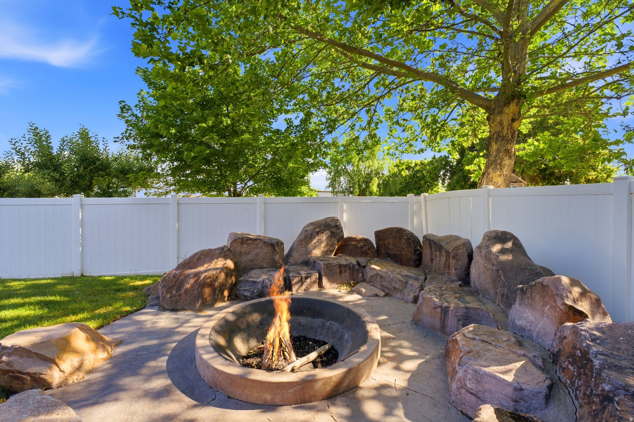 CRYSTAL CREEK - Residential