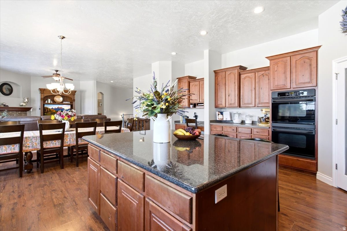 CRYSTAL CREEK - Residential