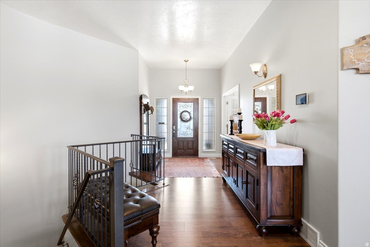 CRYSTAL CREEK - Residential