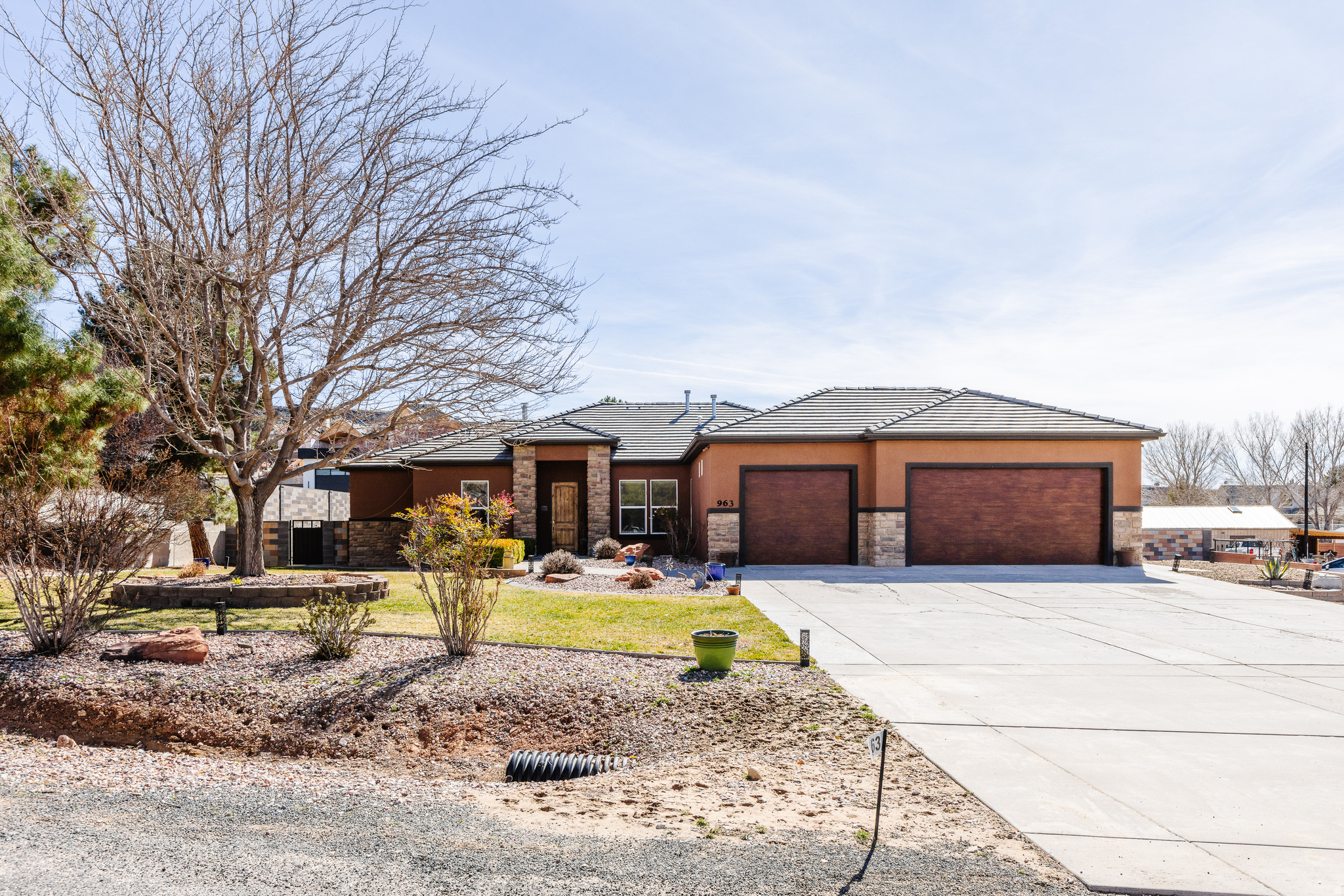 Experience the perfect blend of space, freedom and comfort in Diamond Valley with this stunning 5 bedroom, 3 bath home situated on nearly a full acre with horse privileges and no HOA restrictions. Inside you will find a spacious and thoughtfully designed layout with generous living areas, abundant natural light throughout. The home has a large separate 24 X 46 workshop and room for RV parking as well!