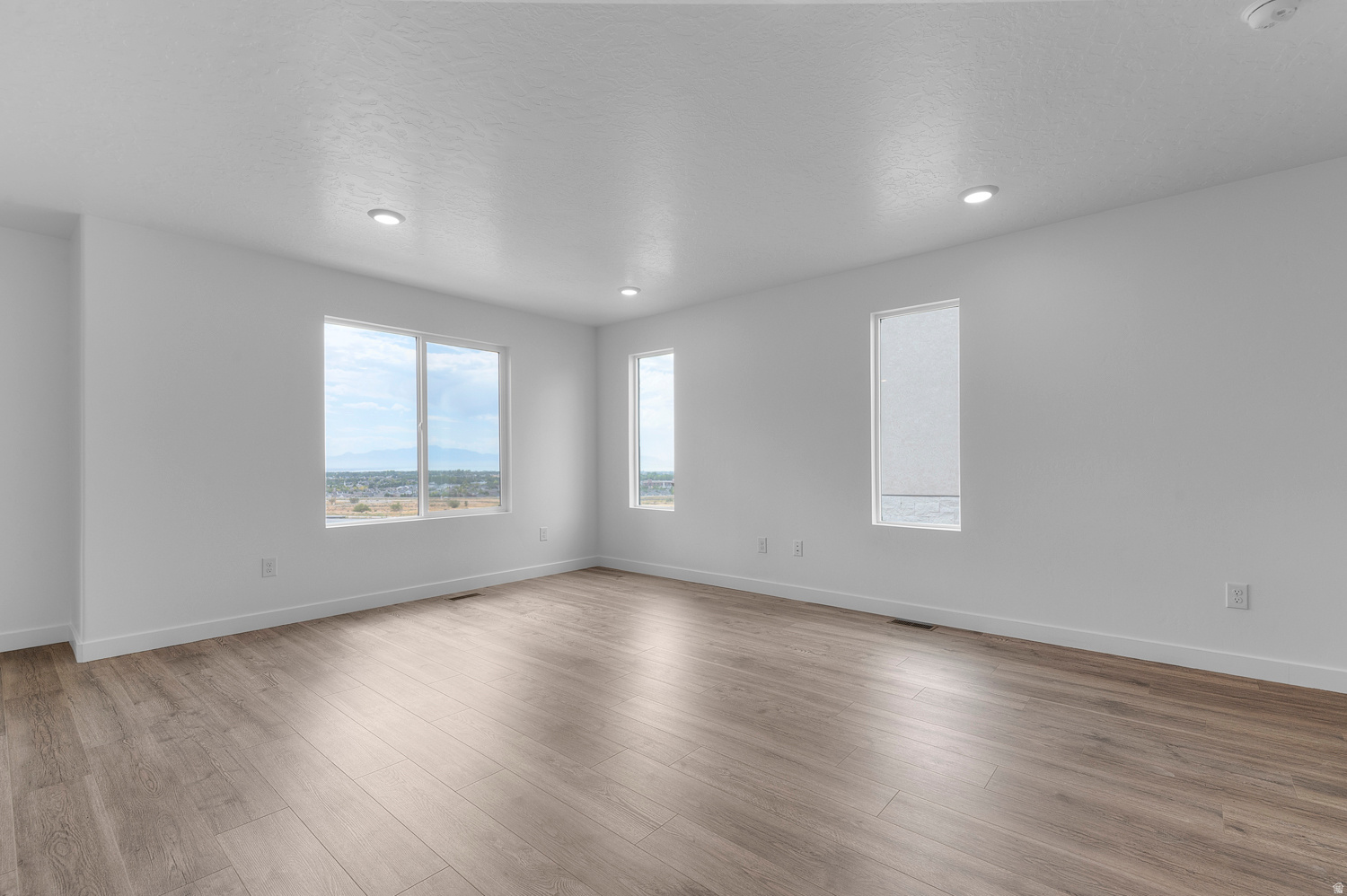 INVERNESS BY D.R. HORTON - Residential