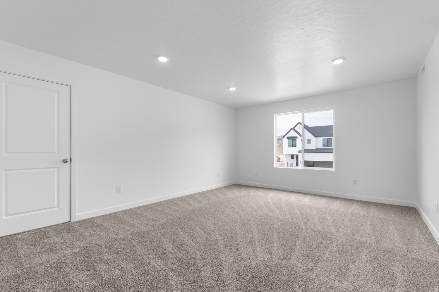 INVERNESS BY D.R. HORTON - Residential