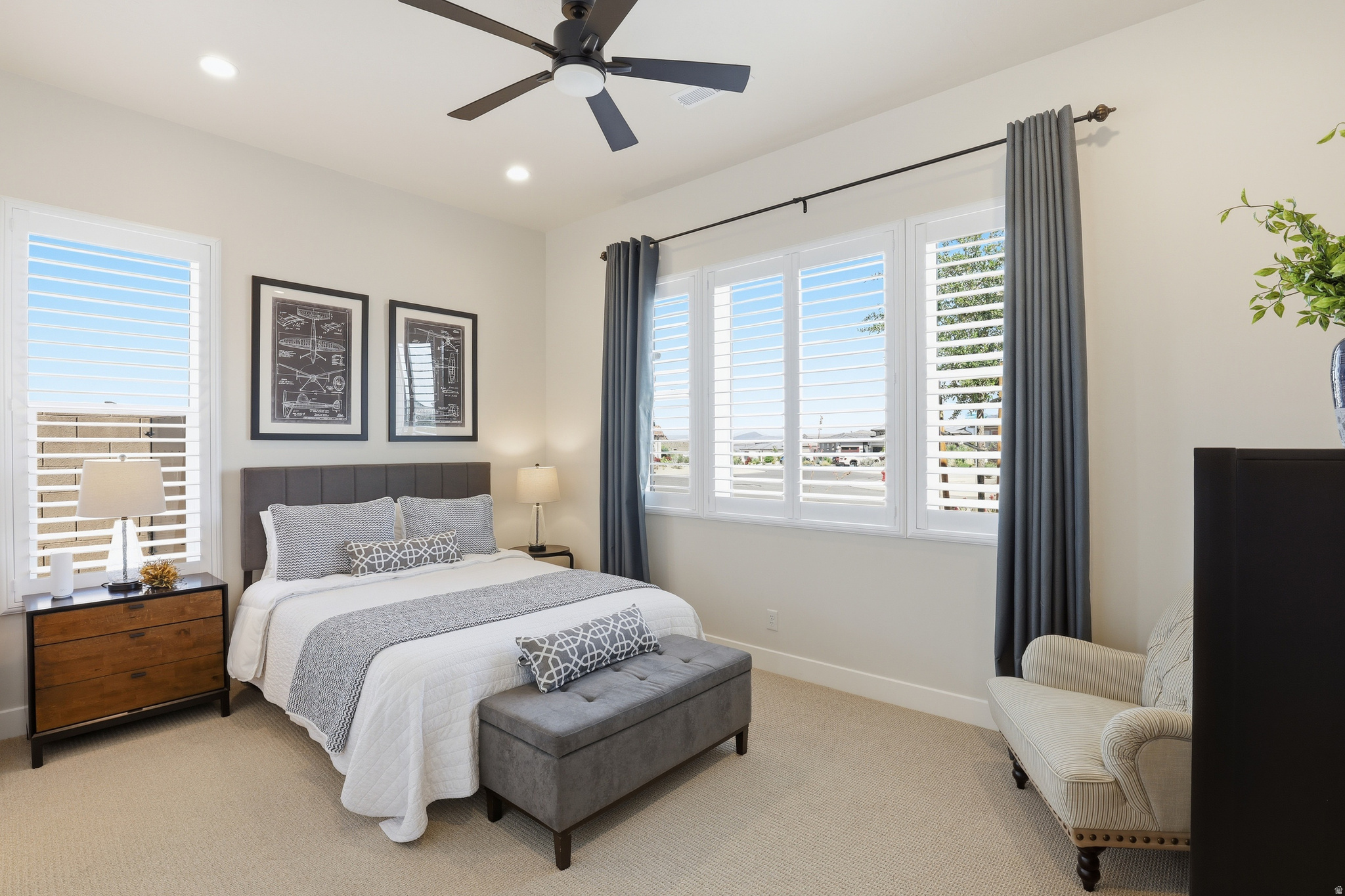 VIEWS IN CORAL CANYON - Residential