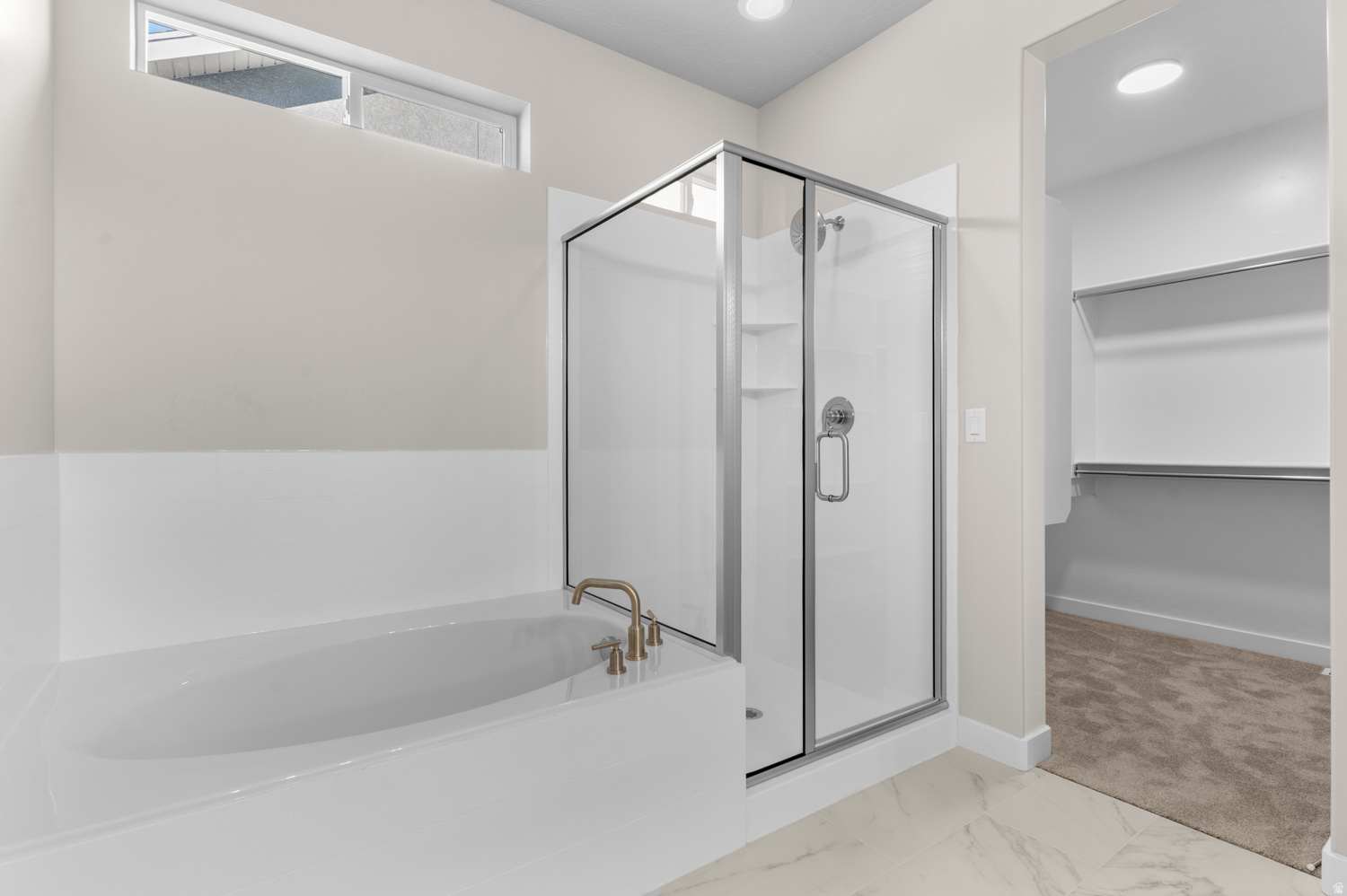 HIDDEN OAKS COLLECTION 606 - Residential