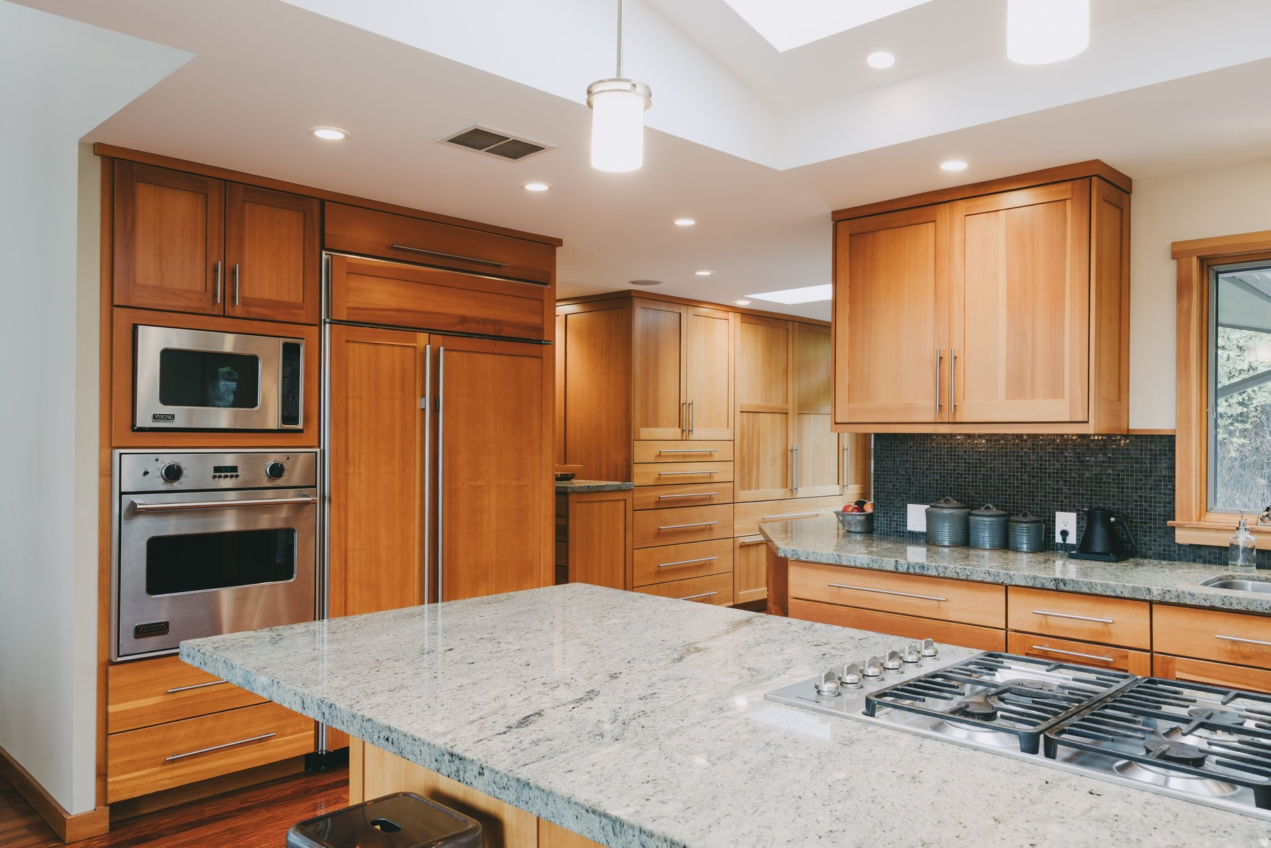 NORTHCREST - Residential