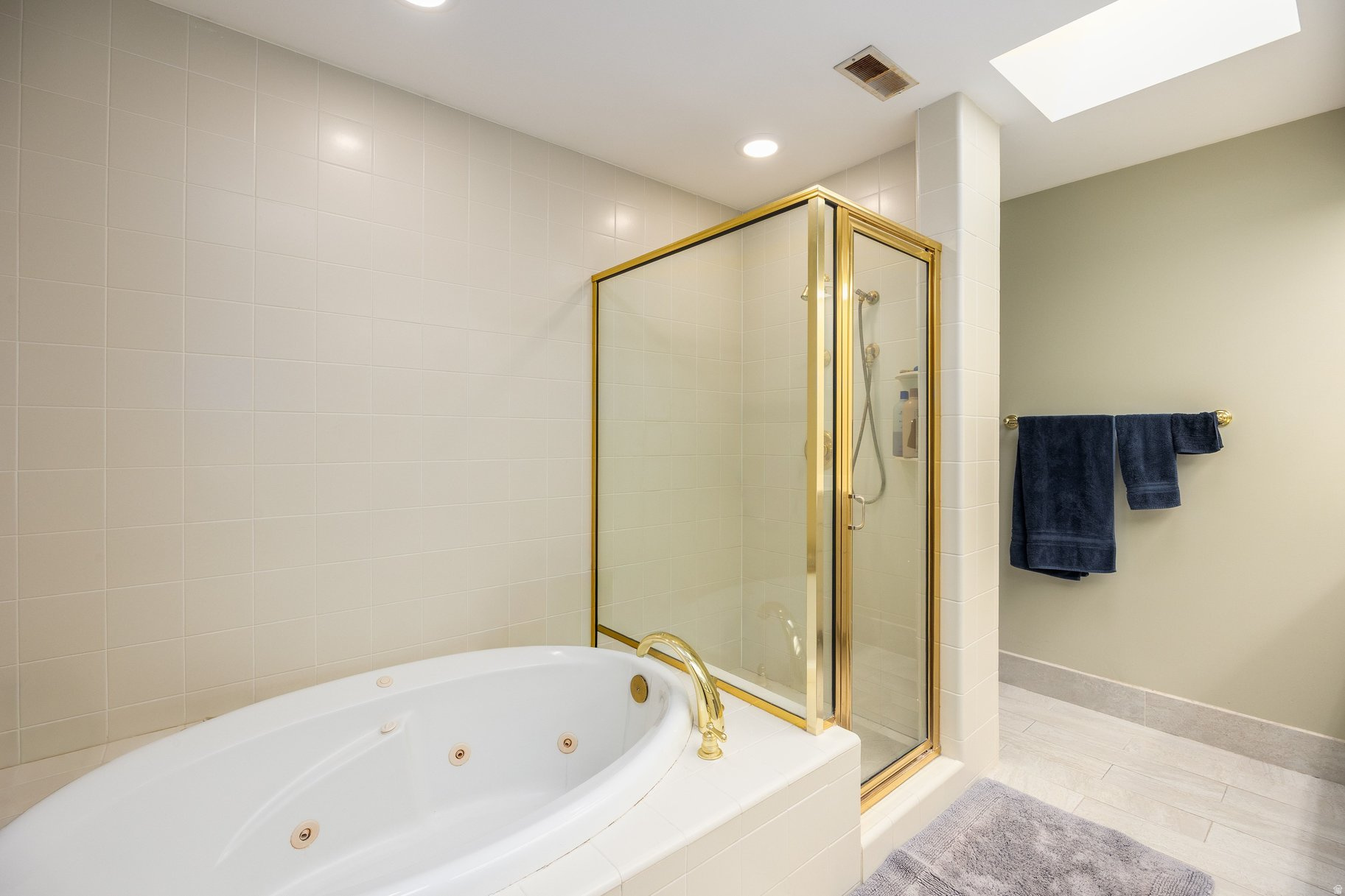 NORTHCREST - Residential