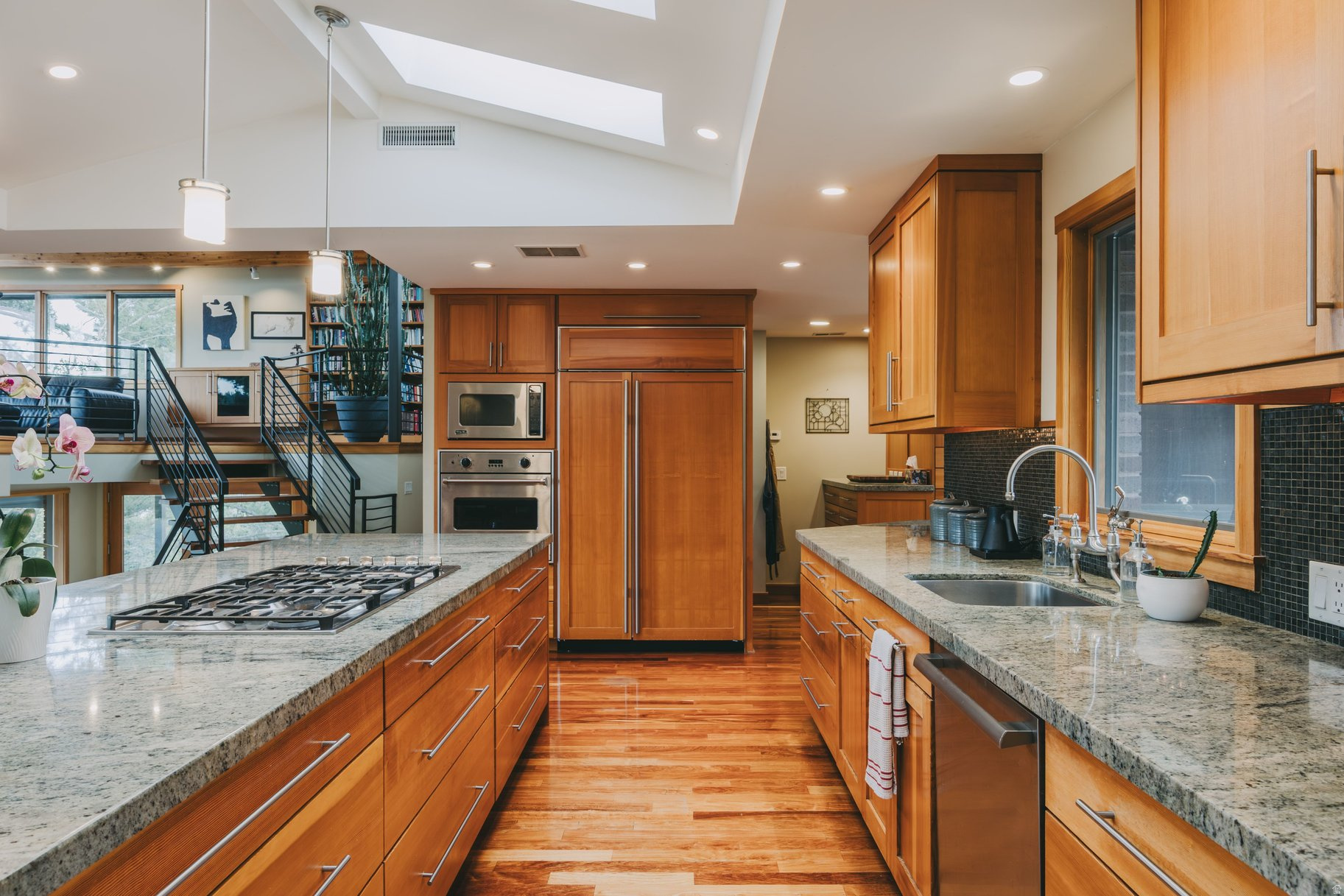 NORTHCREST - Residential
