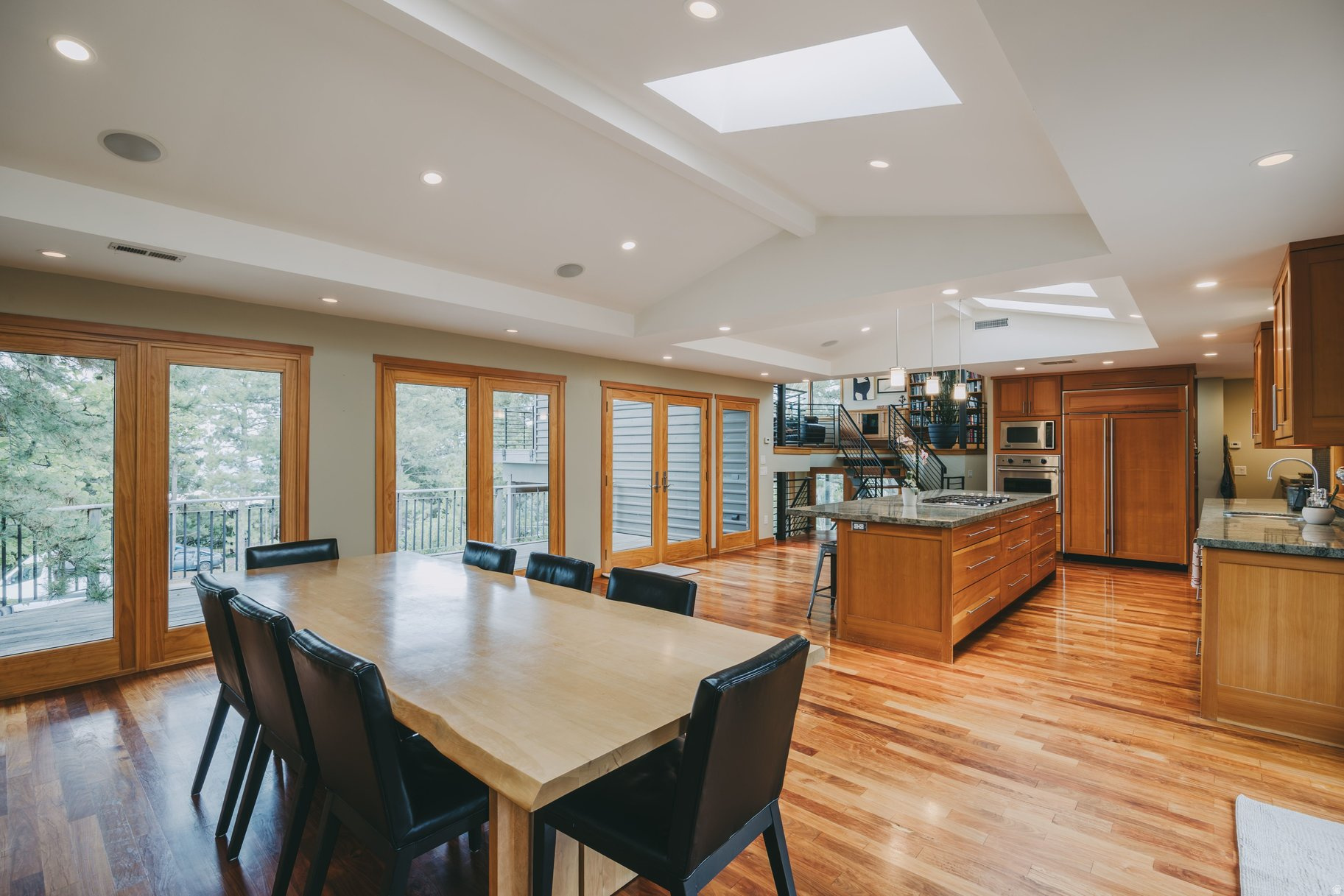 NORTHCREST - Residential