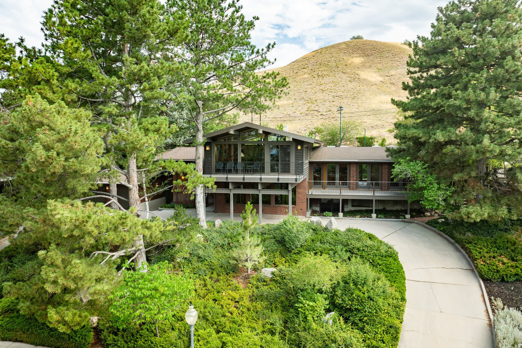 NORTHCREST - Residential