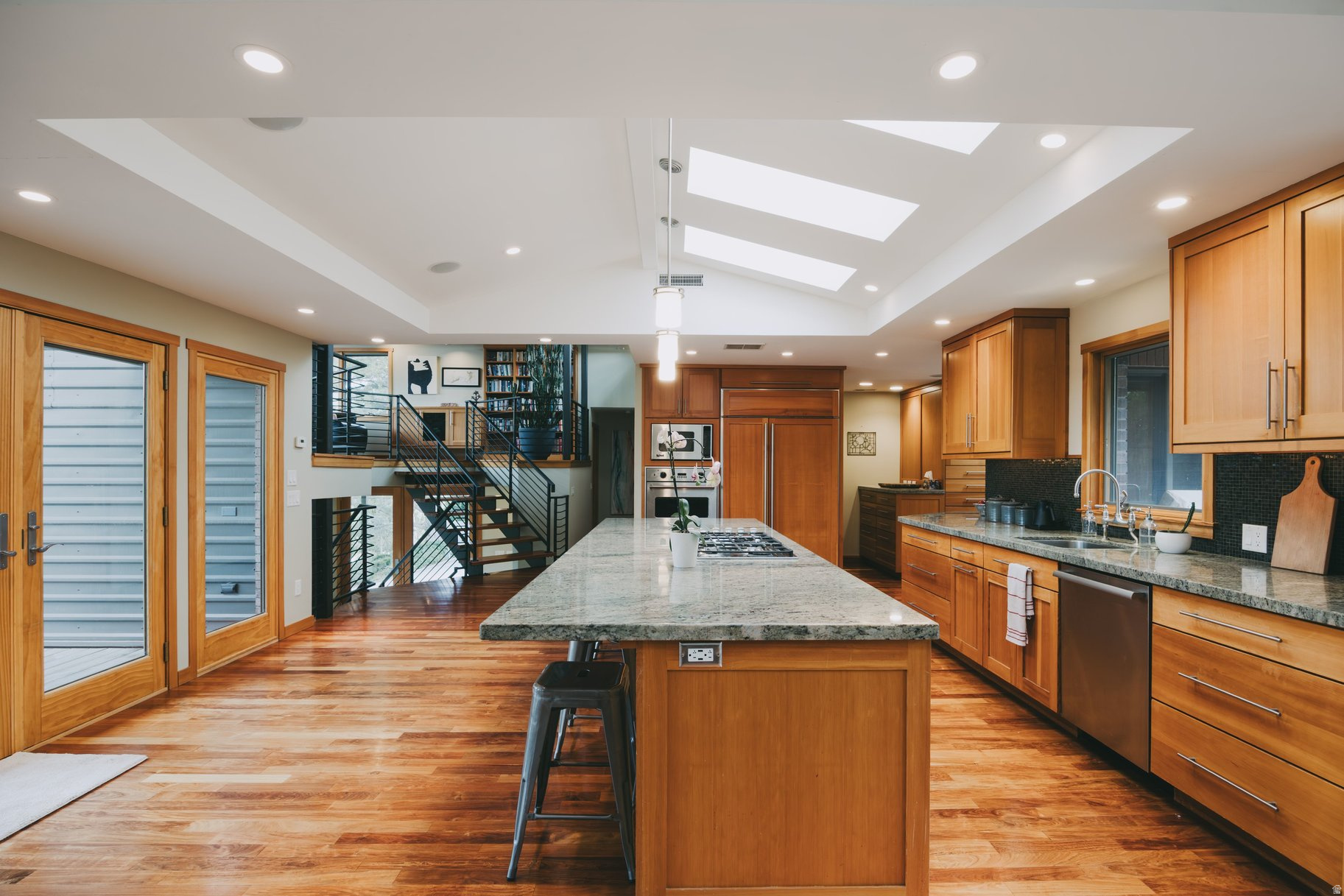 NORTHCREST - Residential