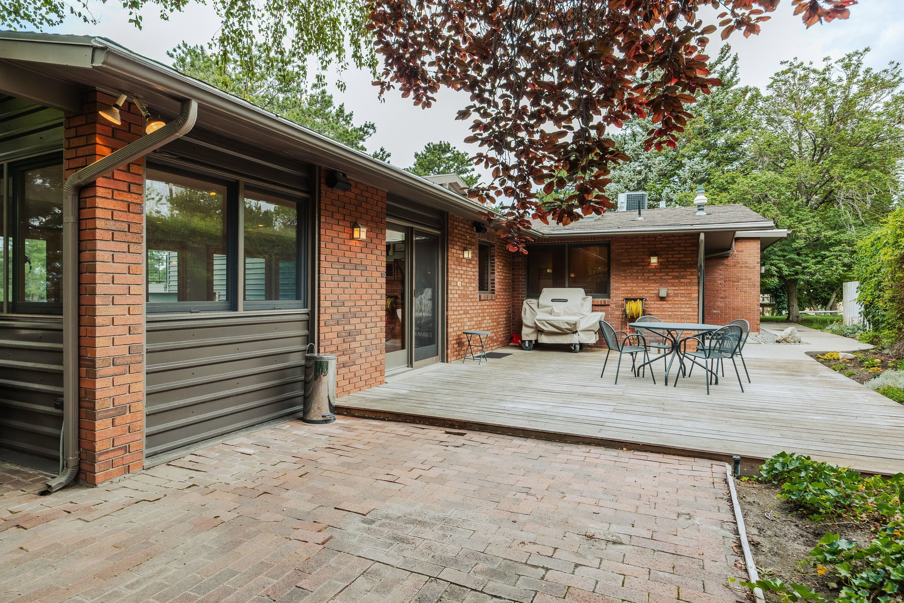 NORTHCREST - Residential