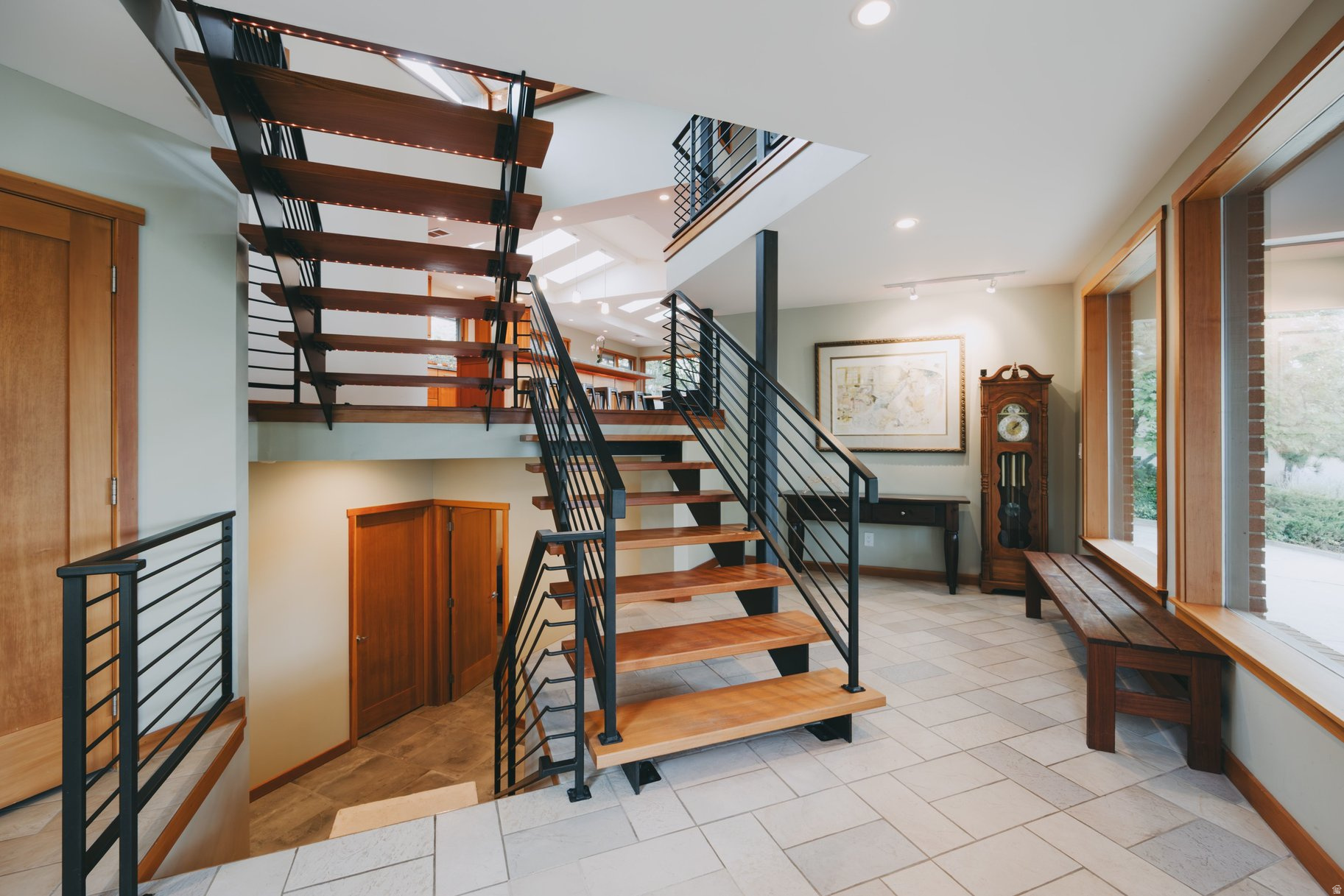 NORTHCREST - Residential