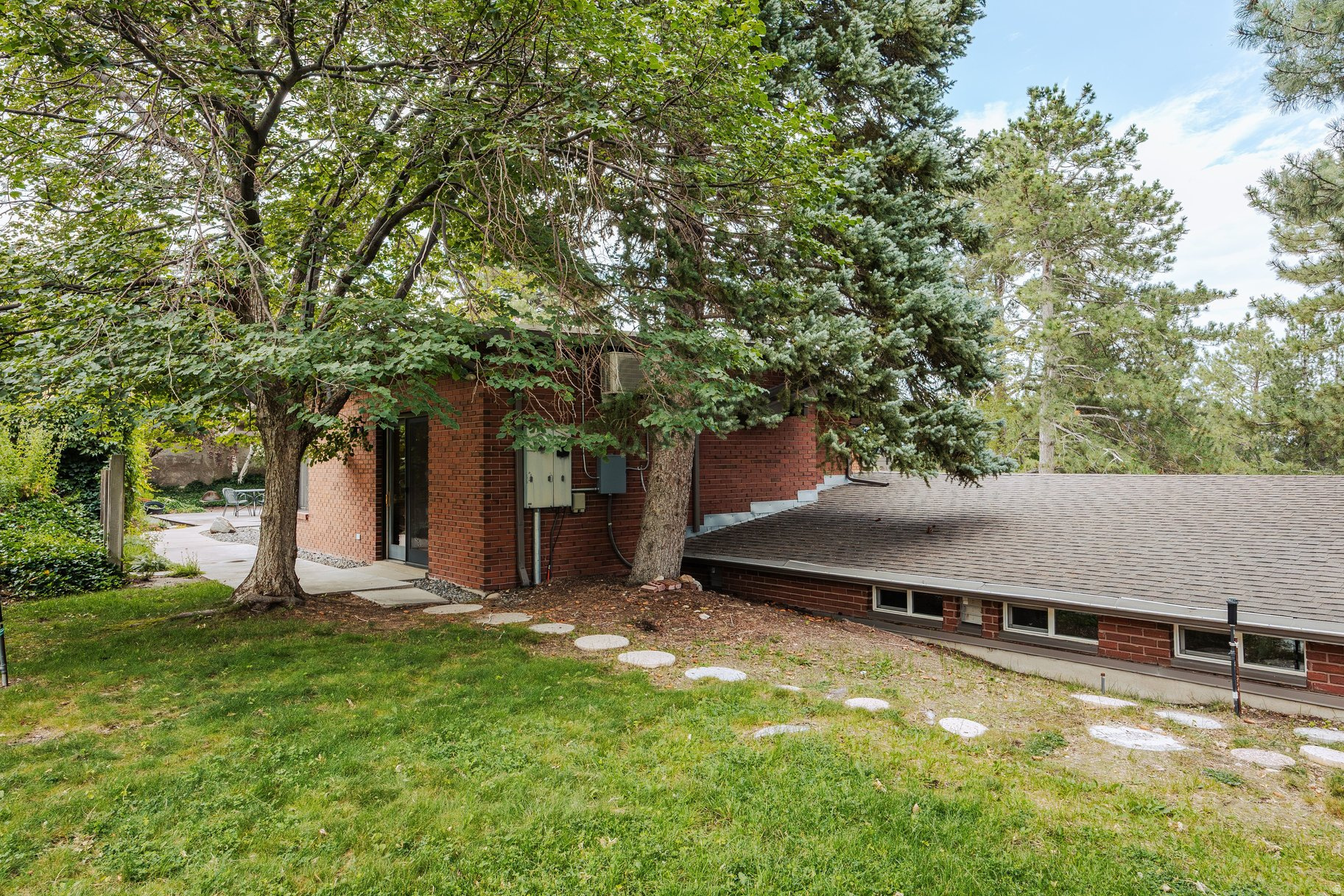 NORTHCREST - Residential