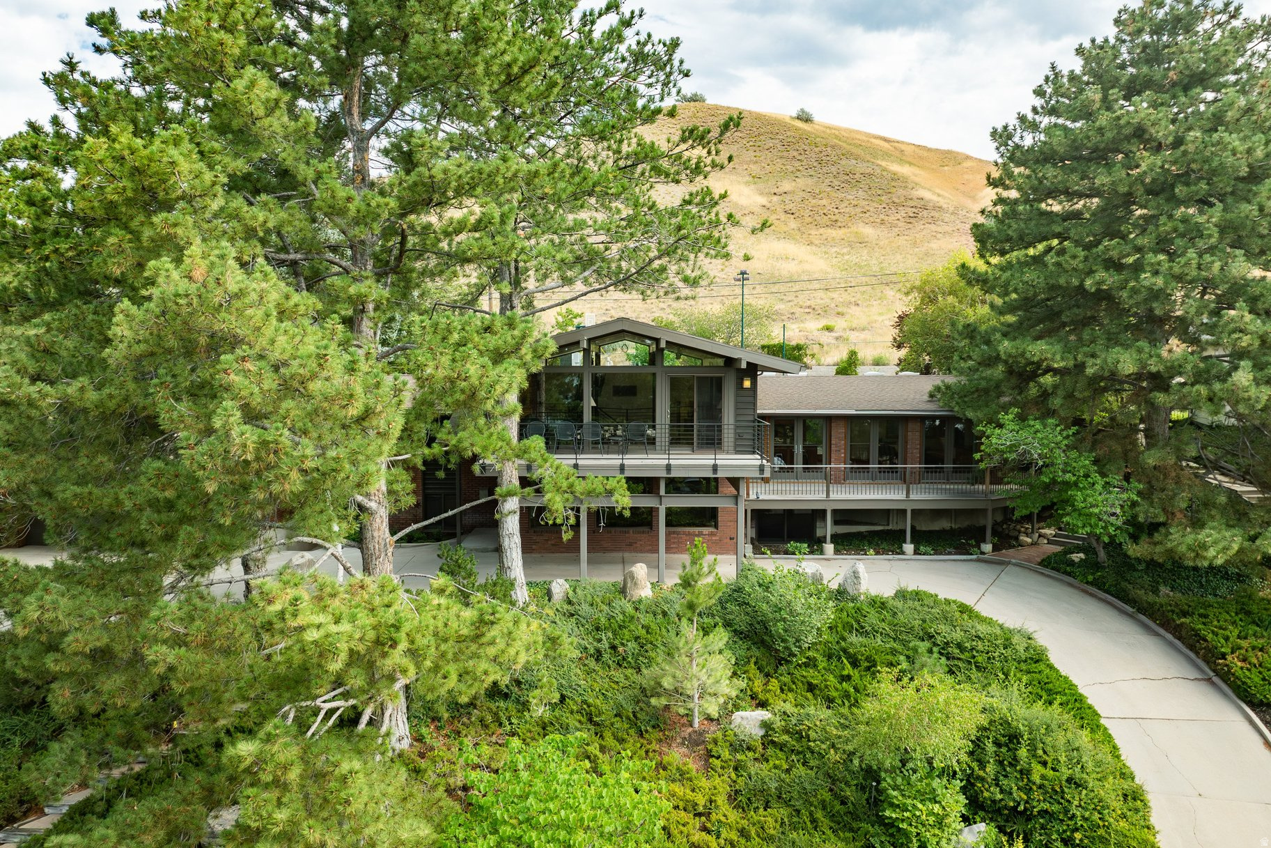 NORTHCREST - Residential