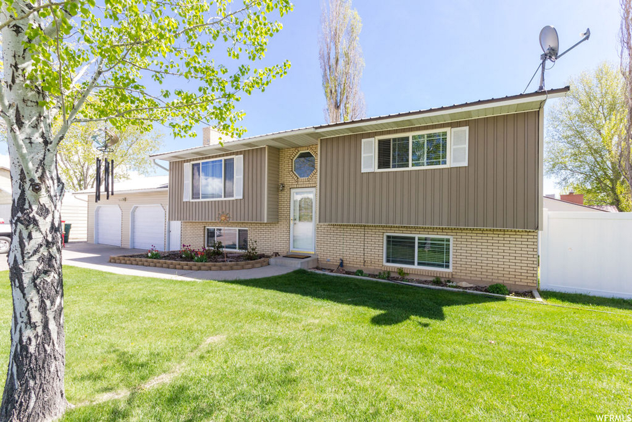 Fresh face on this Cottonwood Heights gem! Corner lot across the street from trails for hiking, biking and ATVs. Brand new custom kitchen with granite counter tops, breakfast bar and large dining space. Home has tons of natural light, 2 Family rooms, large laundry storage area, 3 Bedrooms, 2 bathrooms, oversized 2 car garage and additional shed and shed/garage. Beautiful park like landscaping with covered deck, automatic sprinklers and garden area. Natural gas fireplace downstairs on thermostat. Square foot per county records, Buyer to verify all info including square foot.