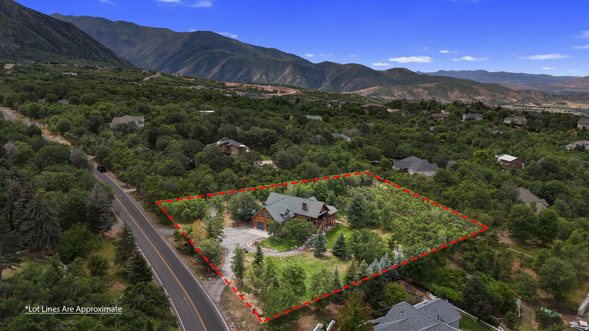 WOODLAND HILLS - Residential