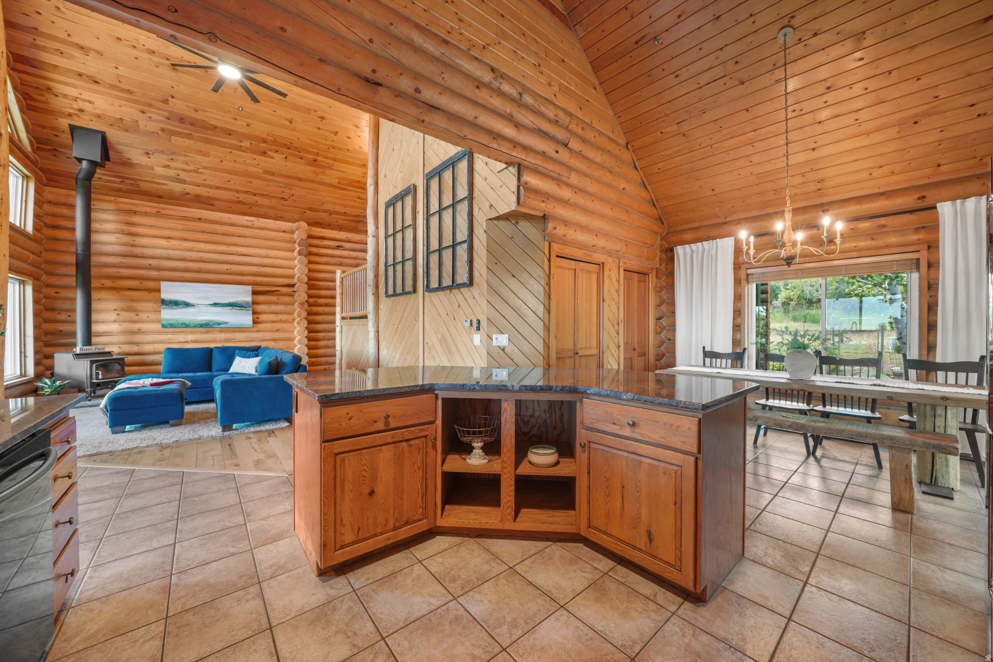 WOODLAND HILLS - Residential