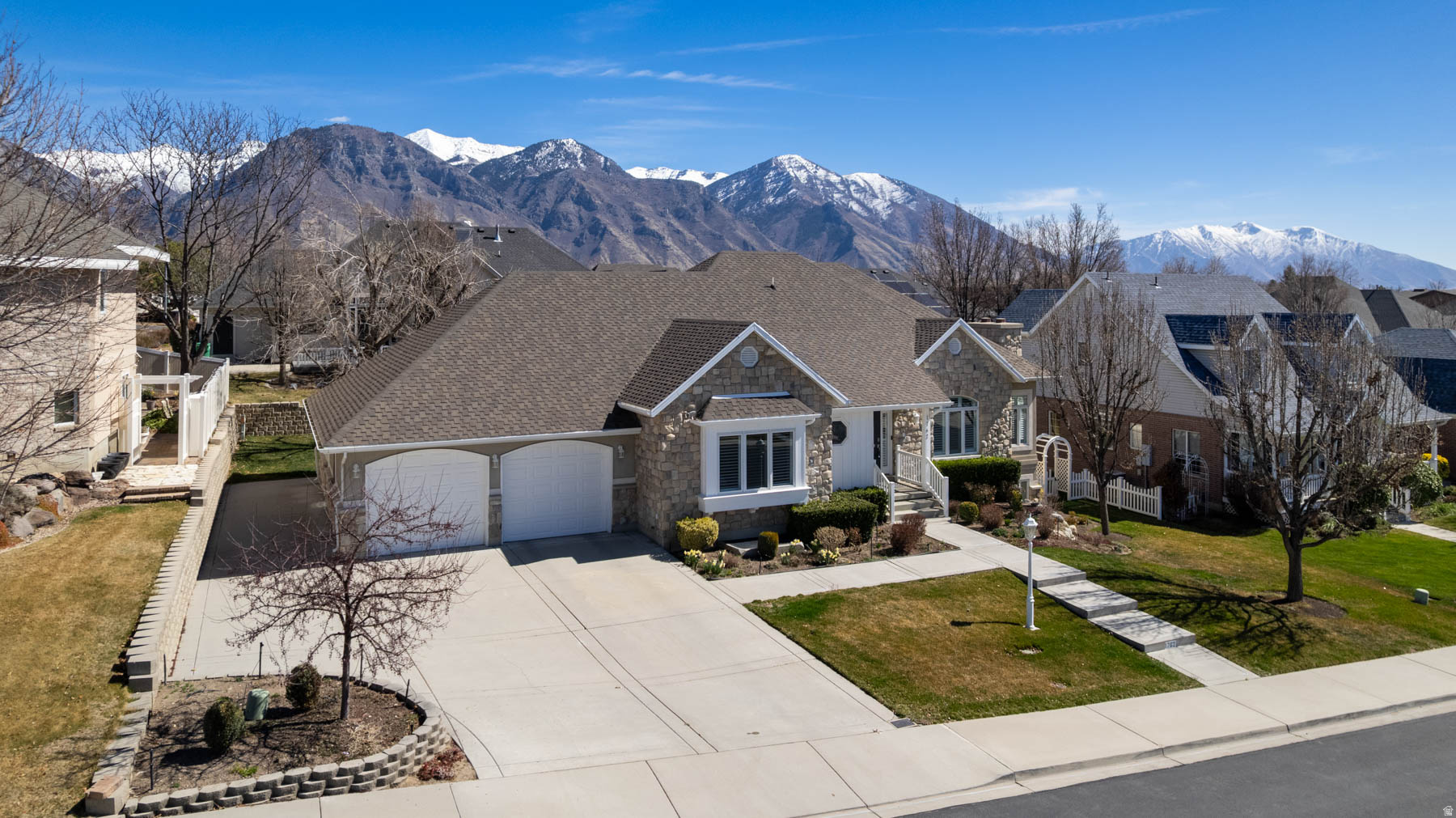 GRANDVIEW PARK NORTH - Residential