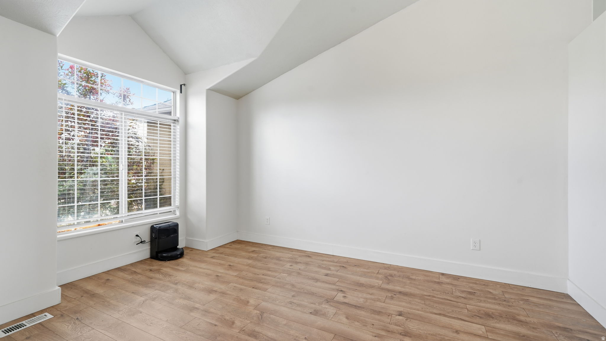 COLONY POINTE - Residential