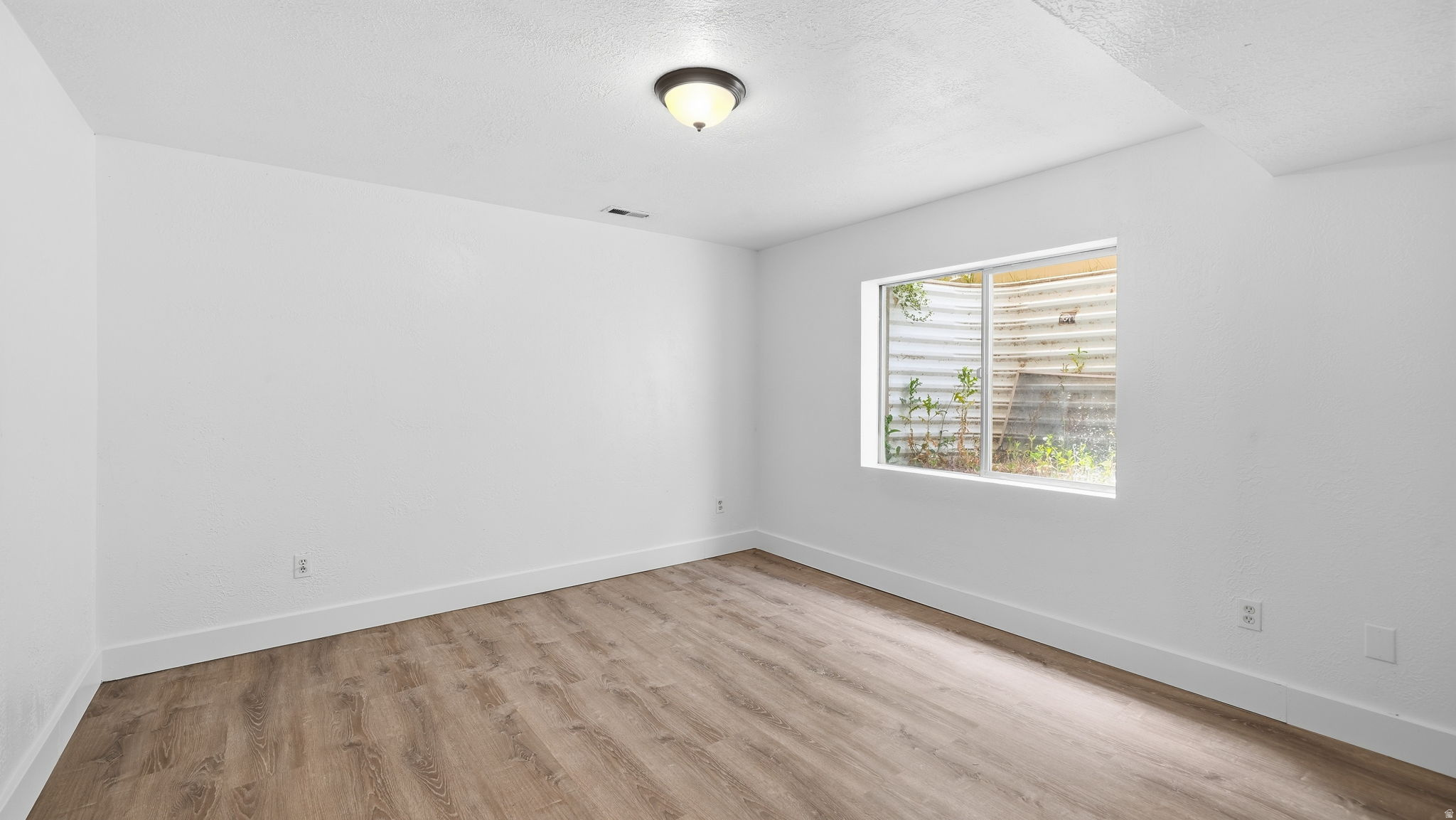 COLONY POINTE - Residential